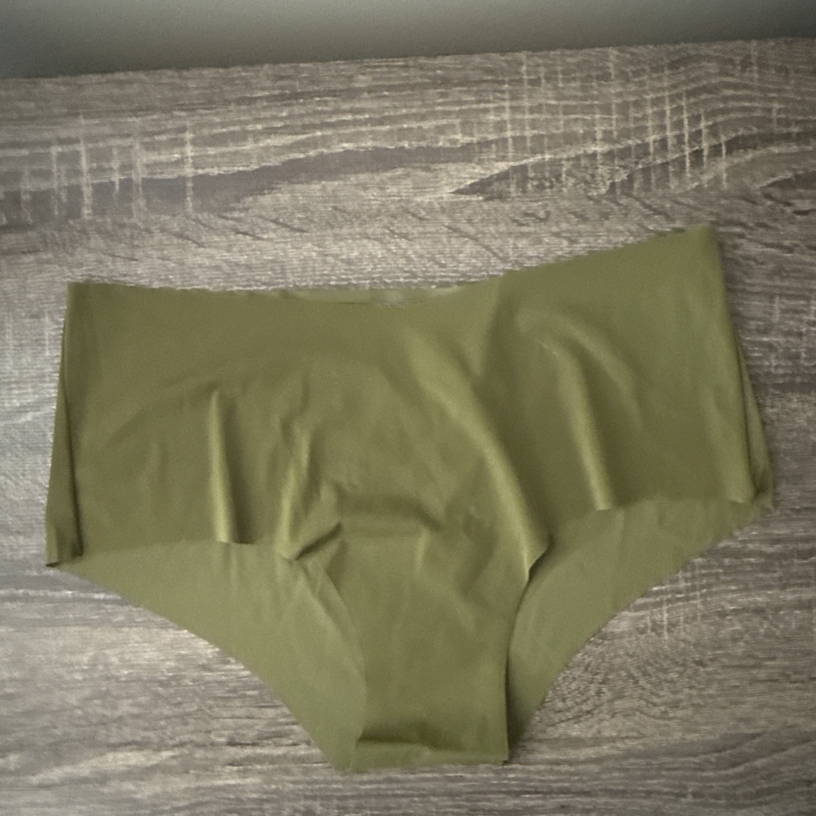 Victoria’s Secret Large Olive Green No-Show Cheeky Panties