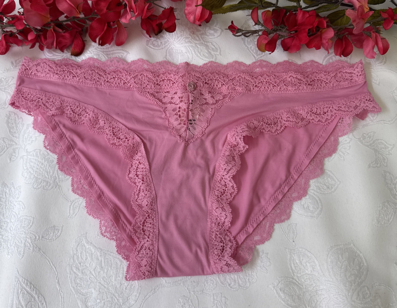 VICTORIA’S SECRET S SUMMER BARBIE PINK SILKY W LACE BIKINI PANTIES NWT