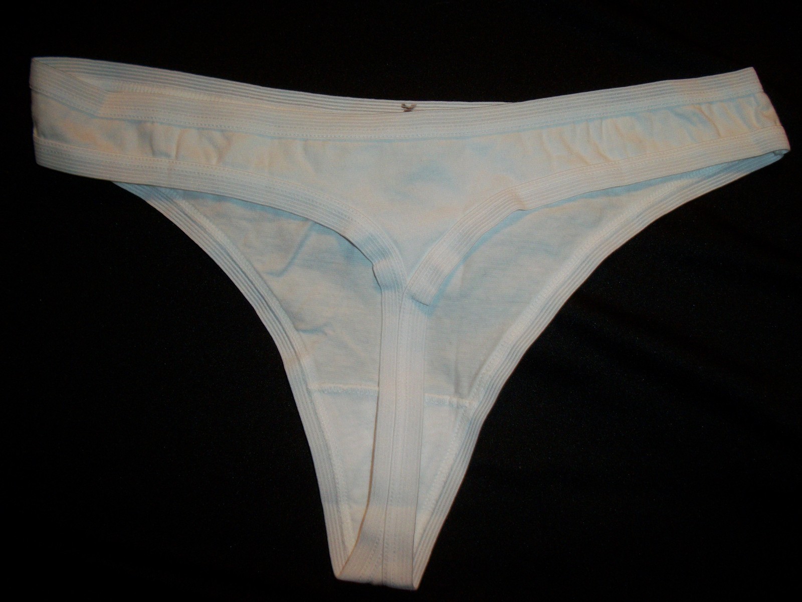 LADIES THONG BRIEF PANTY SIZE 7 / LARGE BY ARIZONA WHITE COLOR NWOT SEXY