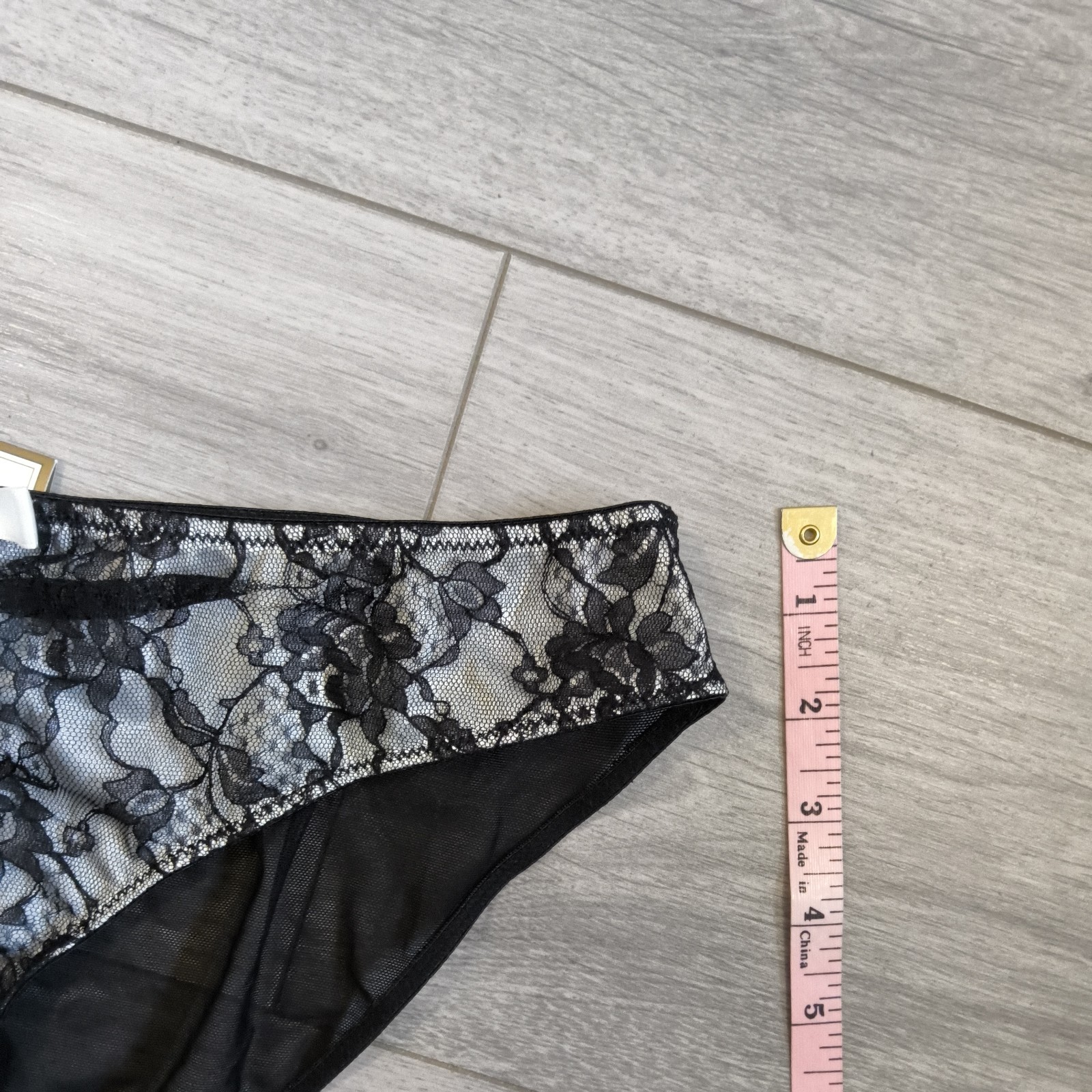 BNWT Vintage La Senza Black & Ivory Pleat Lace Overlay Briefs Size 16