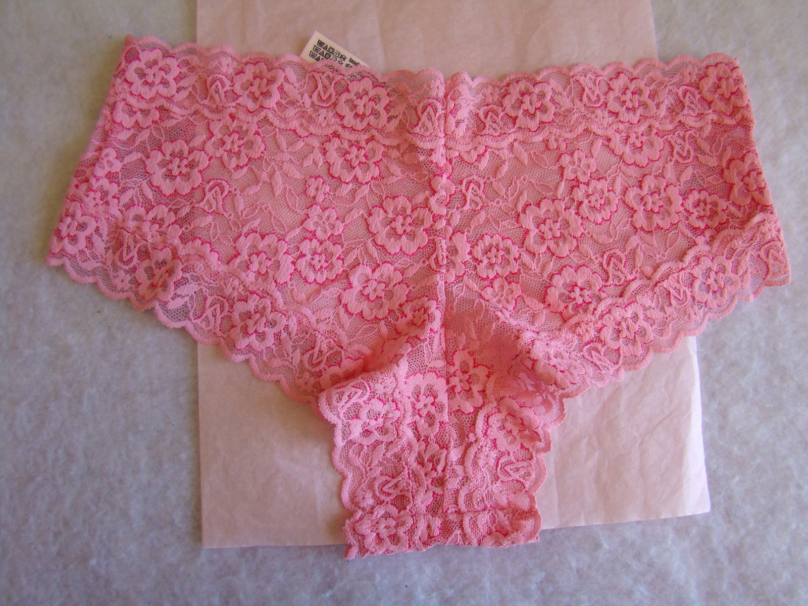 New Victoria’s Secret Pink Floral Lace Flowers Outline in Hot Pink Cheeky Panty