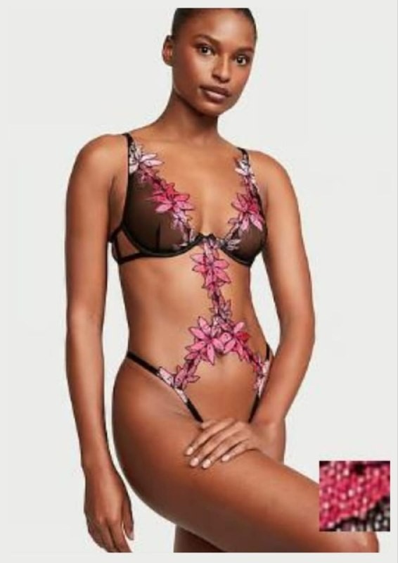 Victoria’s Secret Very Sexy Ziggy Glam Floral Teddy S NWT Cutout Lace