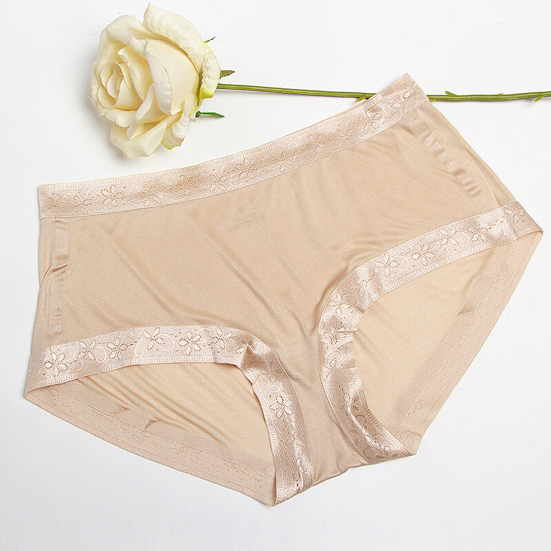 Female 100% Silk Seamless Underwear Hot Melt Weaving Silk Mid-waist Boxer Briefs