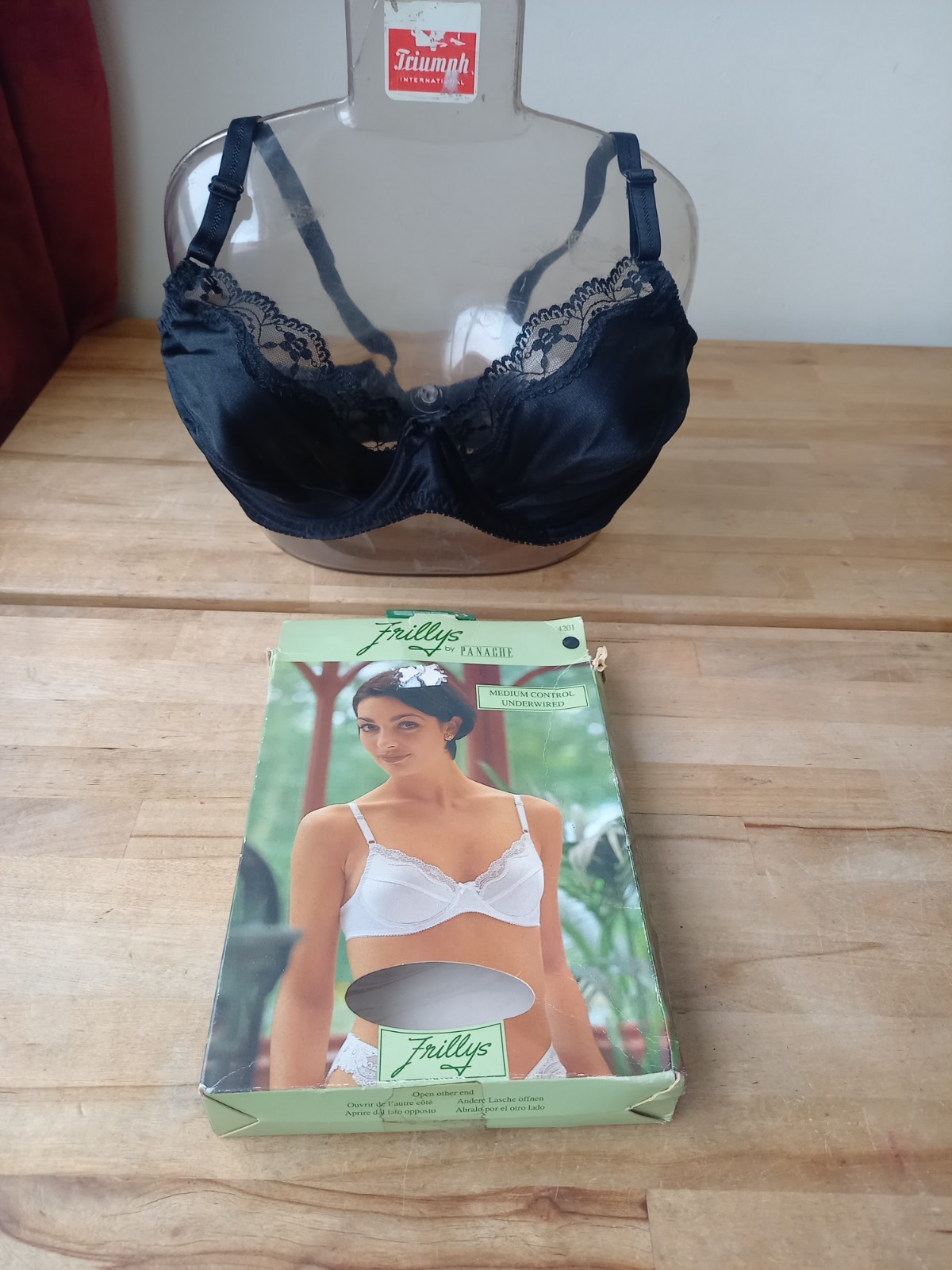 PANACHE Frillys 36B Black Satin Look with Lace Trim Medium Control Underwire_NEW