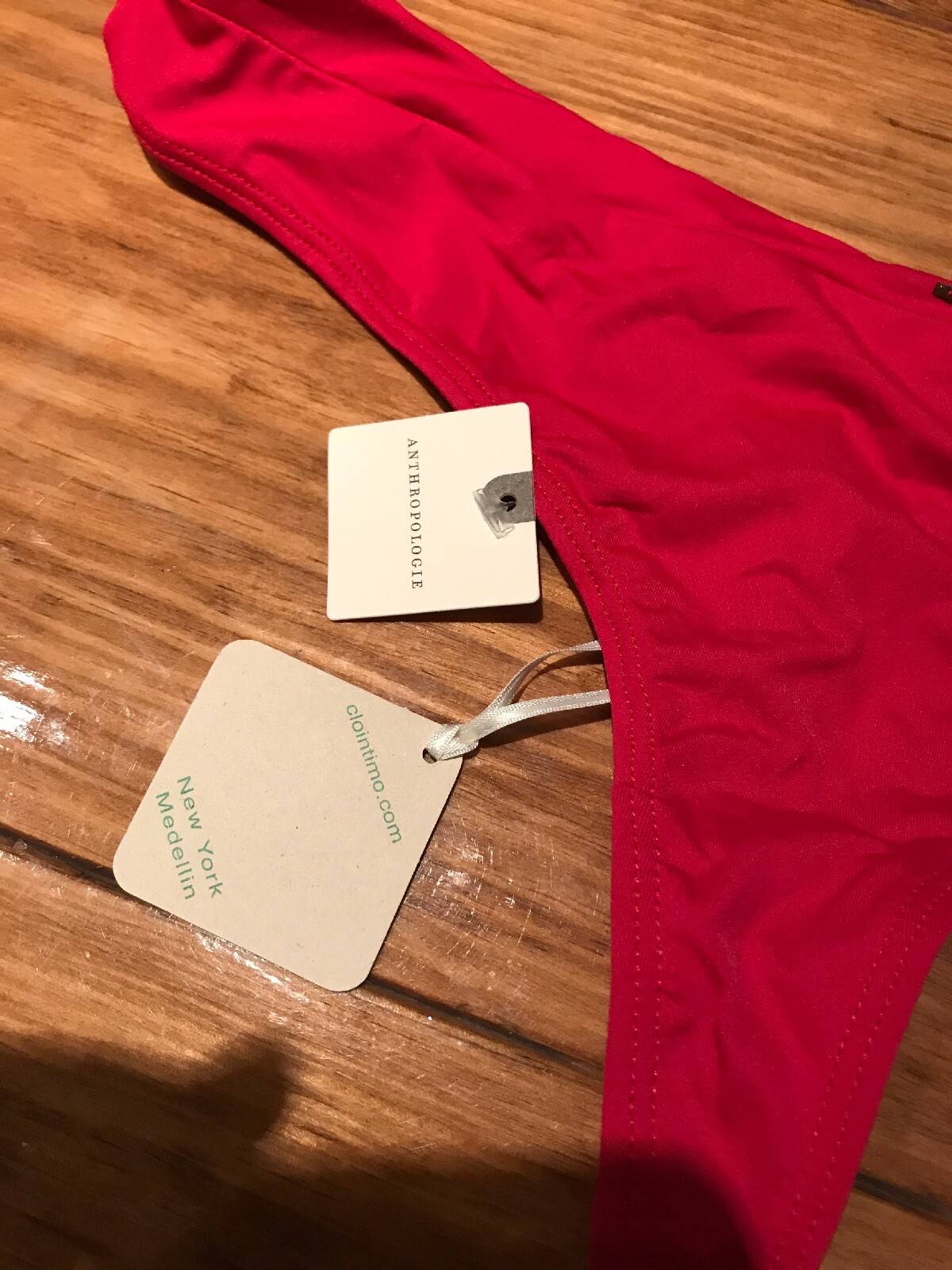NEW WITH TAGS Anthropologie Clo Intimo Thong RED/ROUGE size LARGE