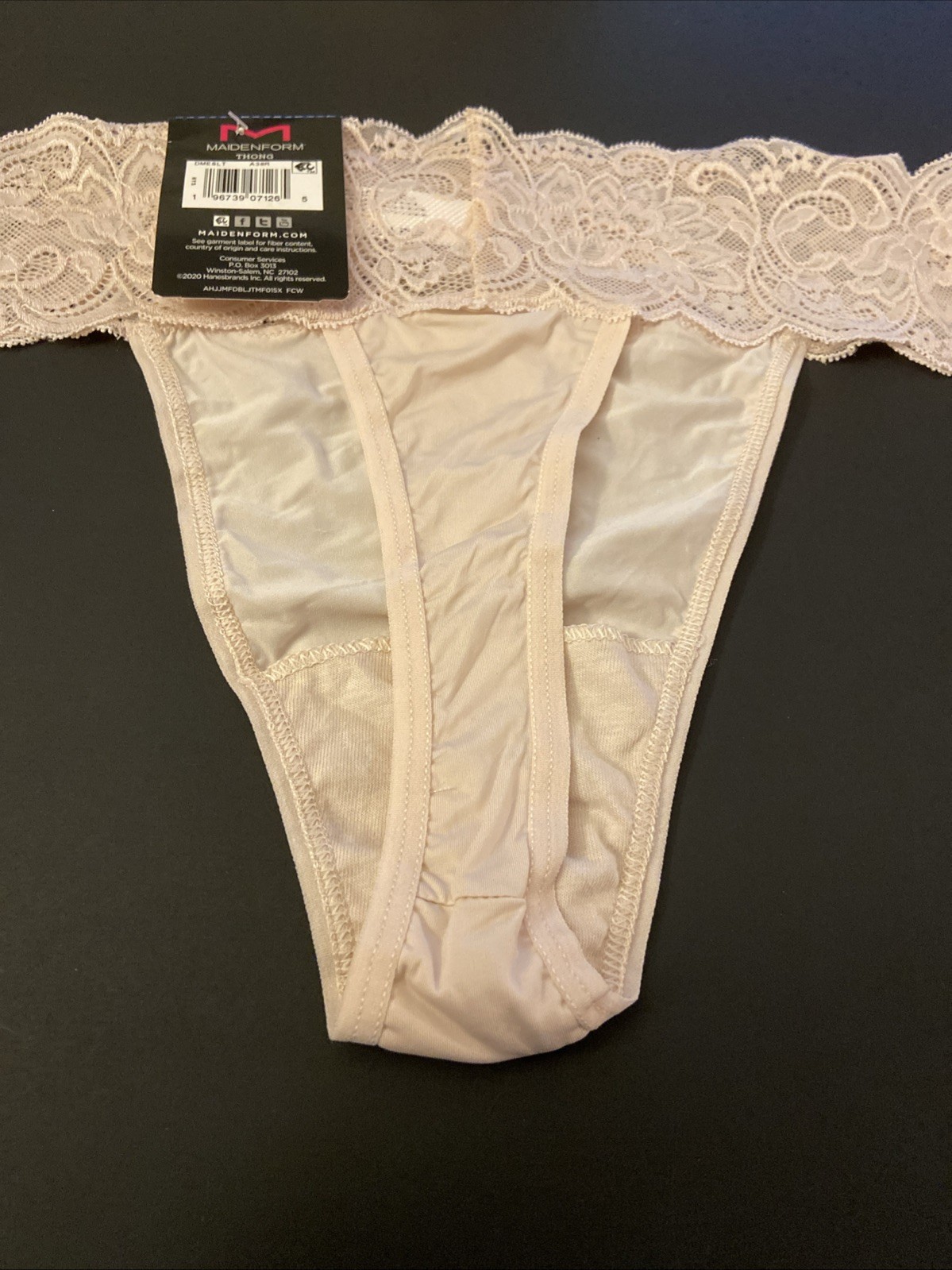 NEW! 2 PAIRS! MAIDENFORM PEACH THONG PANTIES W LACE / X-LARGE Size 8 / $26