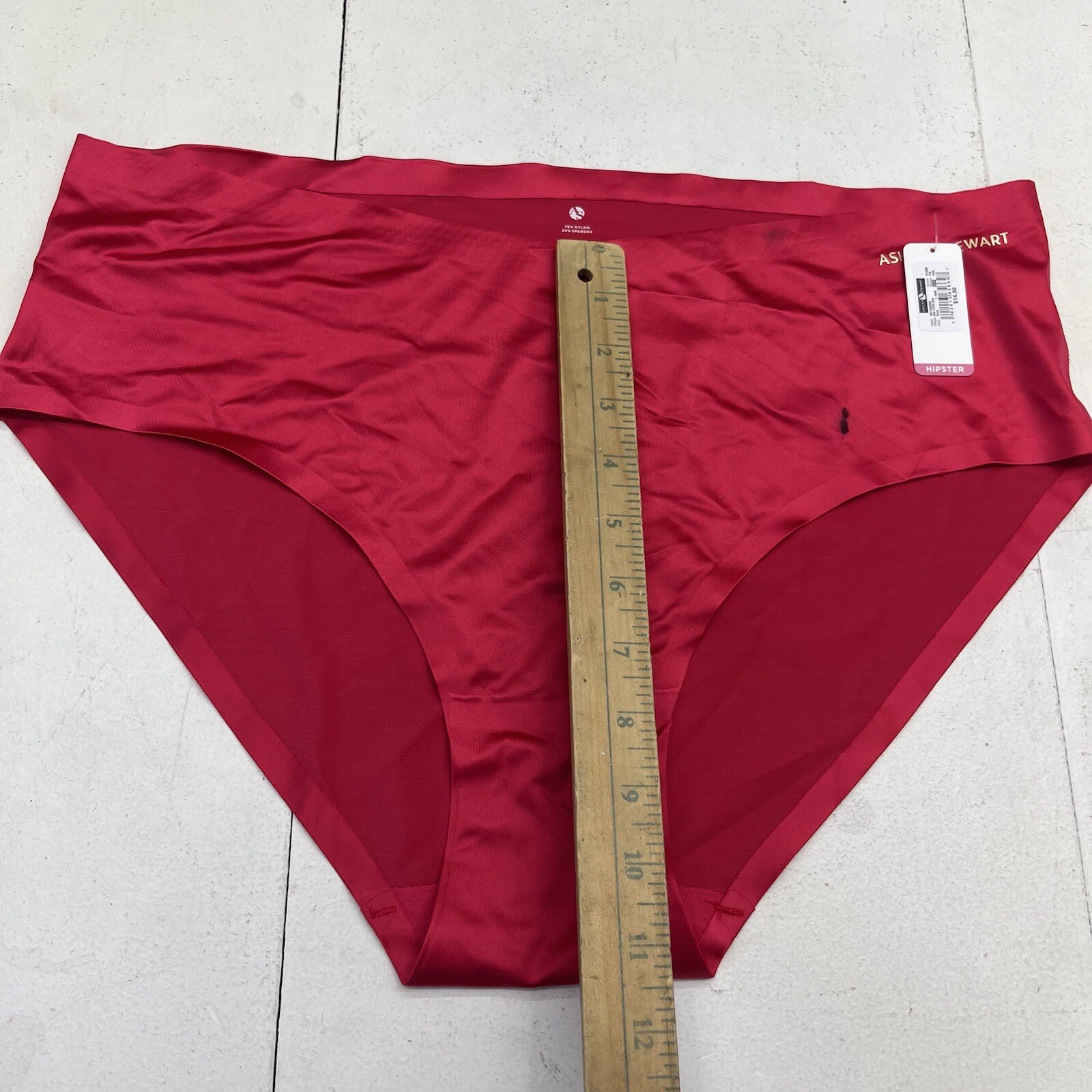Ashley Stewart Red Seamless Hipster Underwear Women’s Size 14/16