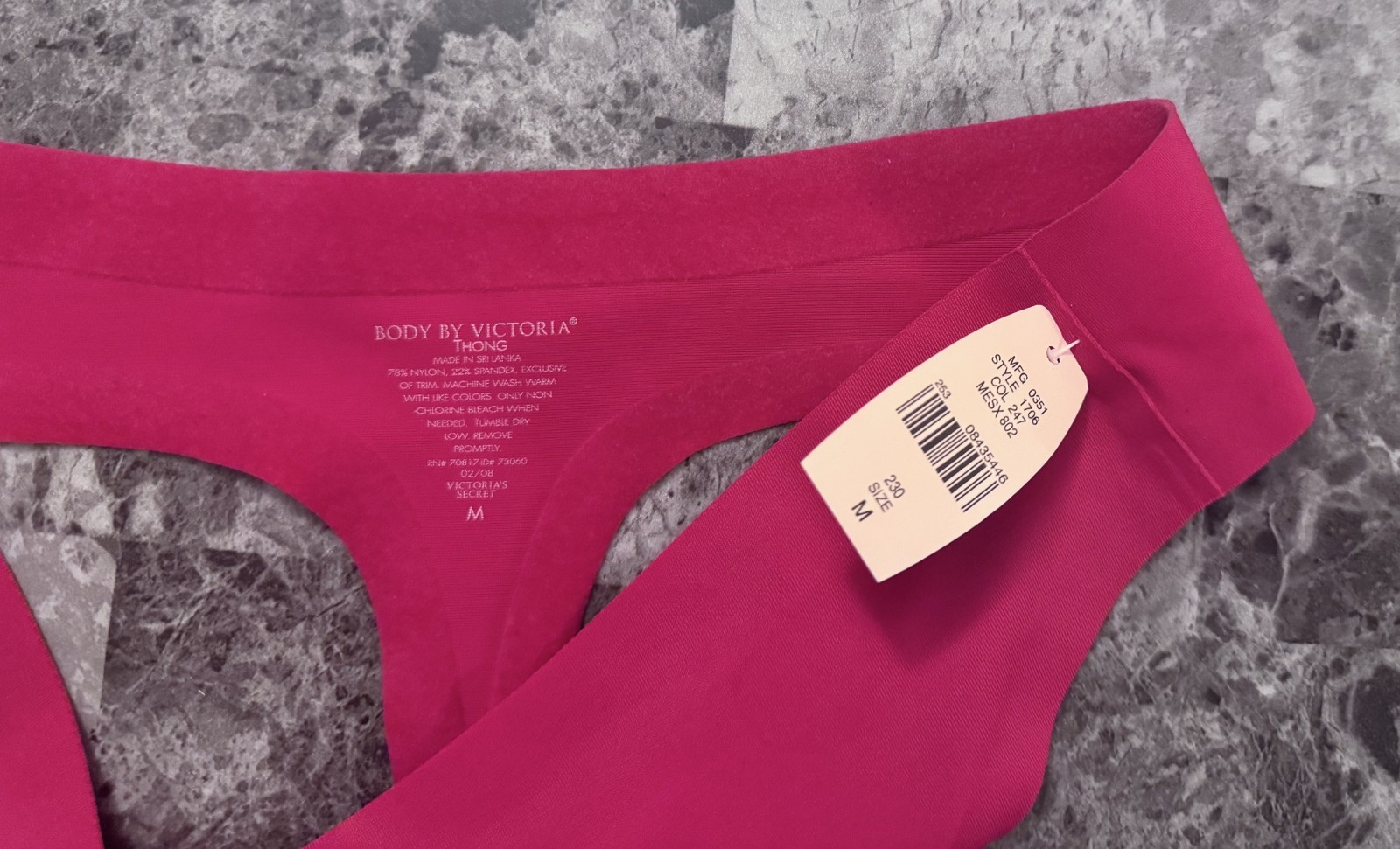 NWT BODY BY VICTORIA’S SECRET M PINK SMOOTH THICK VINTAGE RARE THONG PANTIES