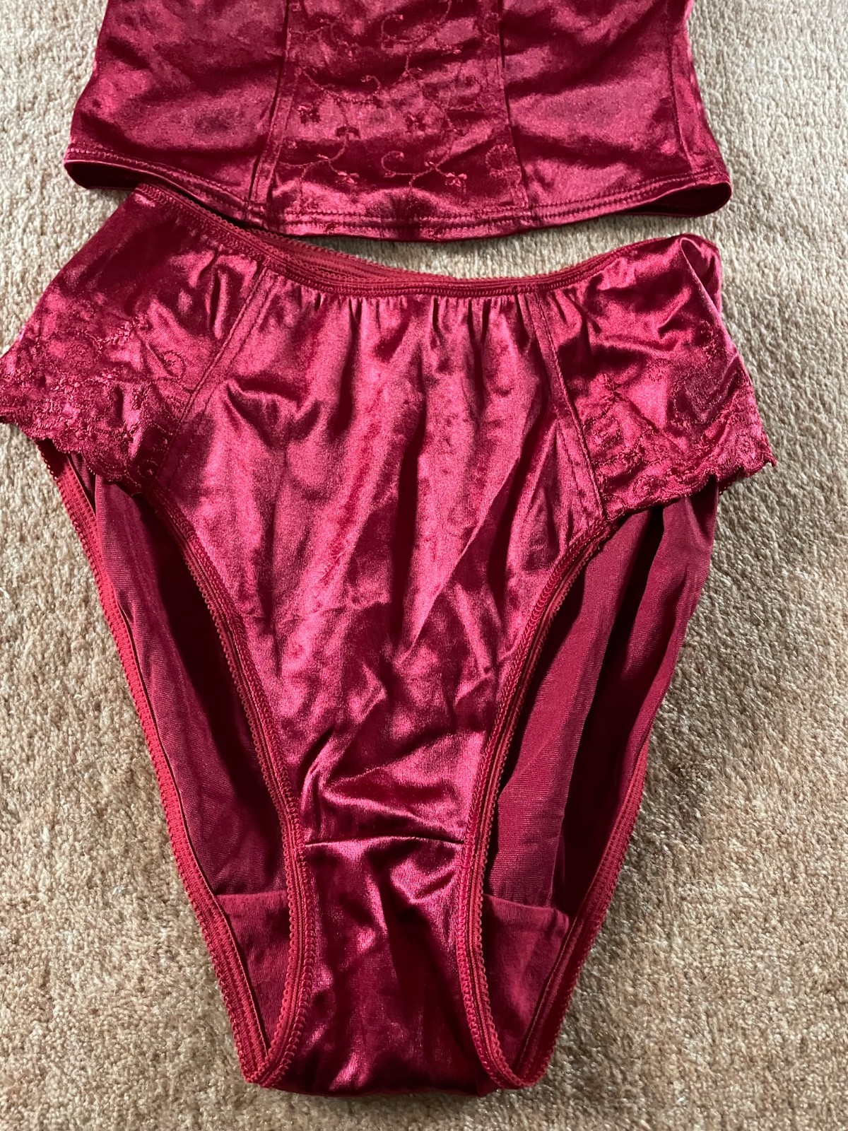 Next Ladies Red Cami & Knickers Set – Good Condition – size 10-12