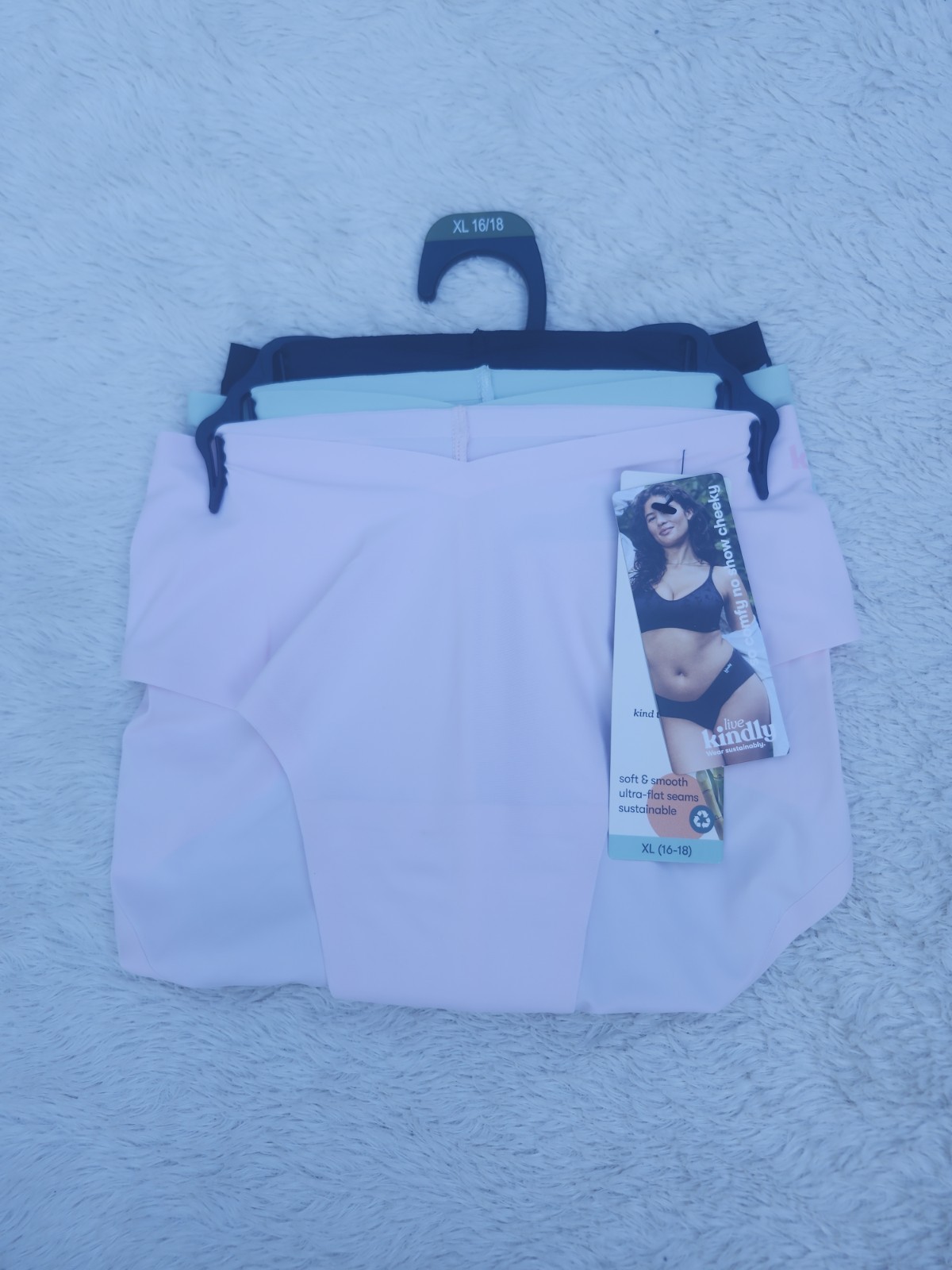 • NWT Kindly Yours 3 Pack So Comfy No Show Cheeky Panties Size XL Multicolor