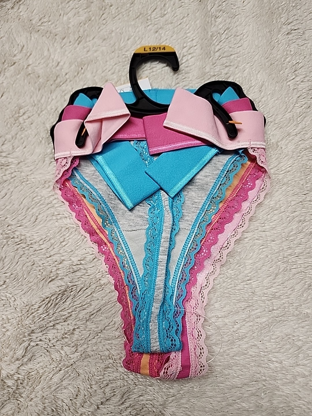 NWT Way To Celebrate Women’s 3-Pair Cotton Thong Panties Large Multicolor