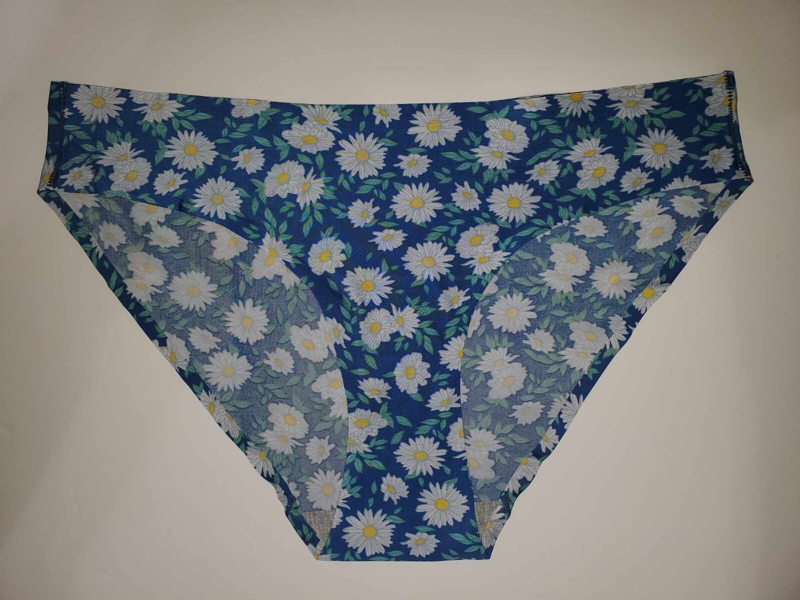 Seamless Panty Low Rise Briefs Silky Cute Breathable Stretchy Sexy Size M 🔥