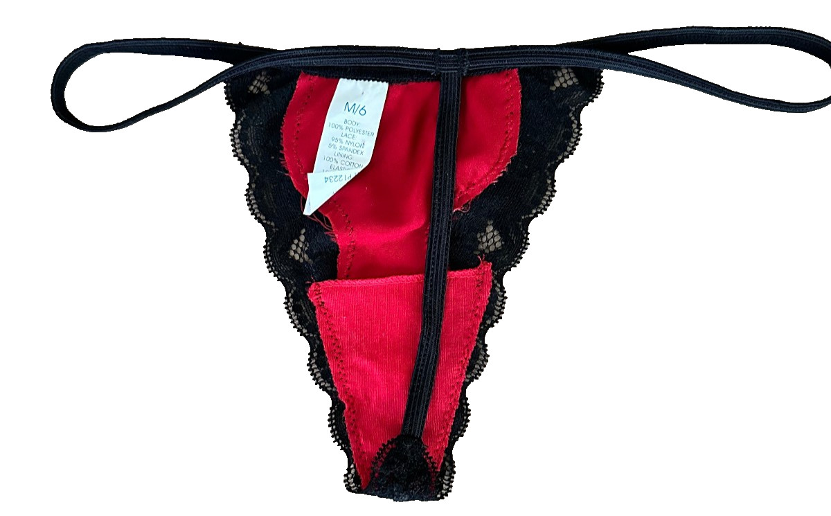 VINTAGE NWOT Y2K Red W/ Black Lace Thong G-String Panties M 6 Medium