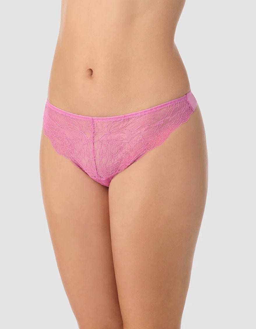 OnGossamer Women’s Luxe Lace Thong Pink Size M 1403