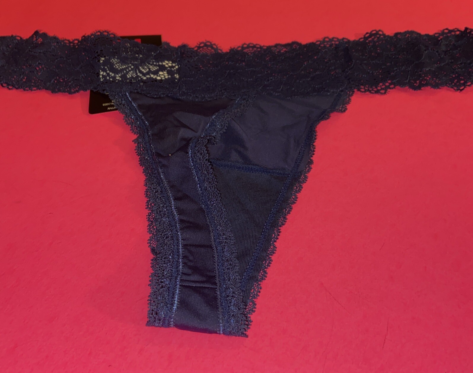 NEW! 2 PAIRS MAIDENFORM NAVY BLUE LACEY THONG PANTIES / X-LARGE Size 8 / $26