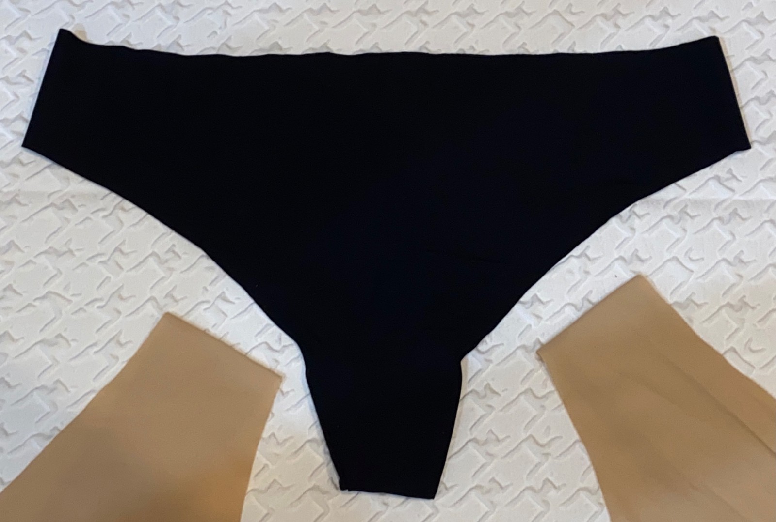 TRUE AND CO Body 3 Pack Nude Black Thong Panty Underwear Womens Sz XL fits 16-18