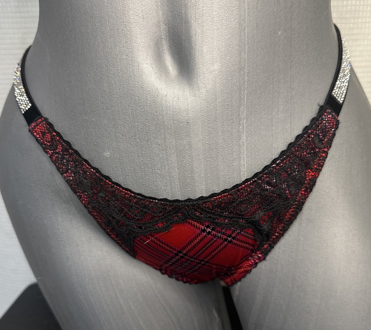 NEW Victoria’s Secret Very Sexy Lace Thong Shine Strap Lacy Plaid Red S/P