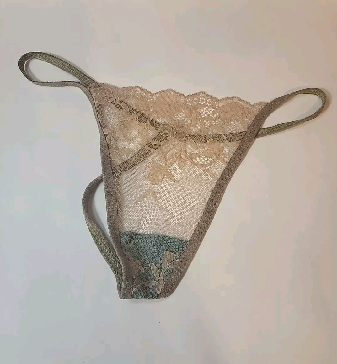 HOT, SEXY, NEW!! Women’s Lace Floral Print T- Back Thongs Pink Med.