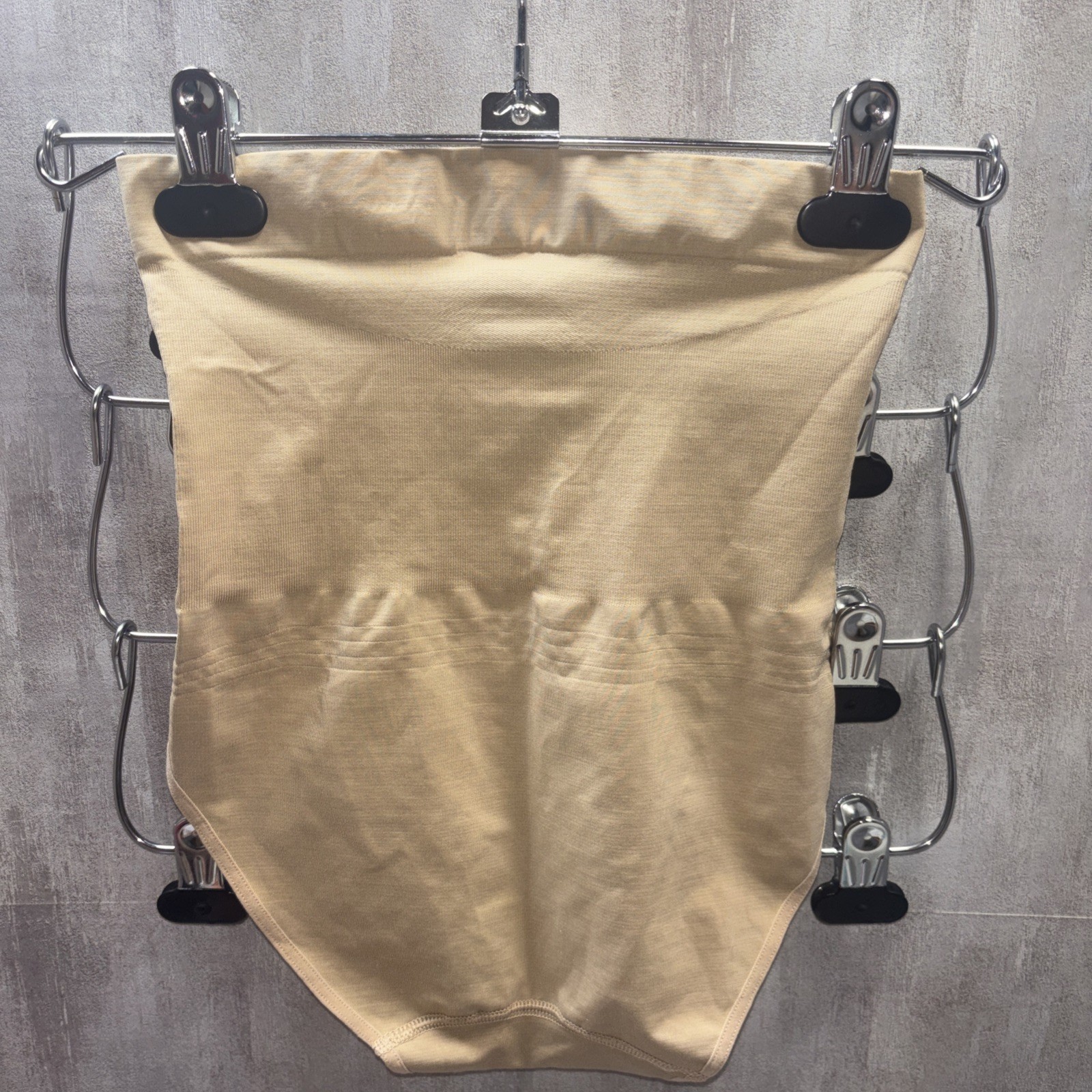 Vtg. Flexees Size Med Maidenform Firm waist control women’s panty NWT Beige