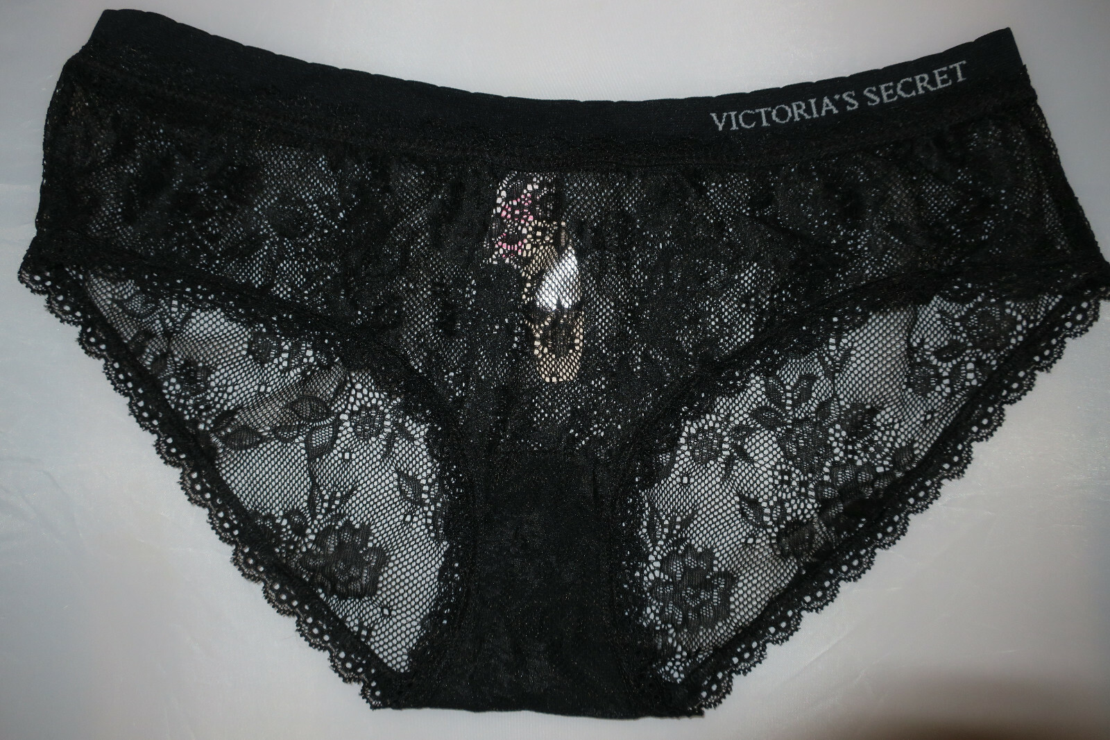 L VINTAGE VERY SEXY❤️VICTORIA’S SECRET ❤️SATIN LACE BIKINI HIPHUGGER PANTIES NWT