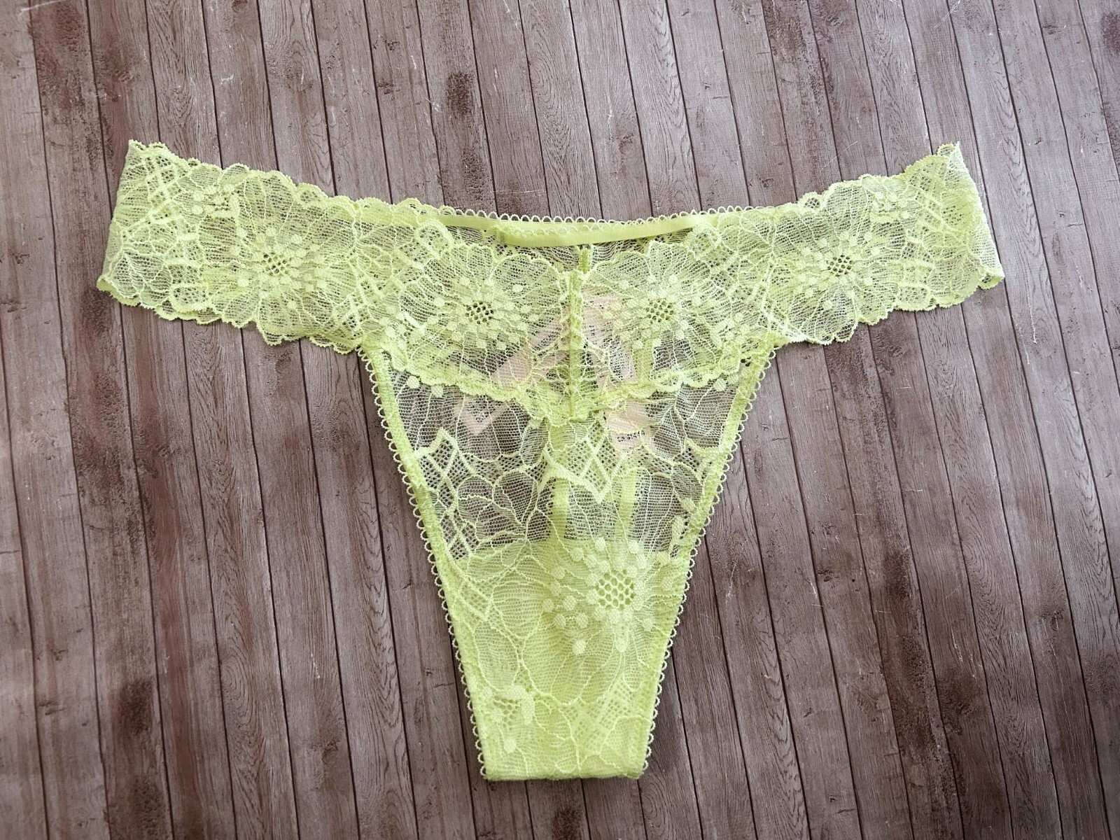 Nwt Victorias Secret The Lacie Floral Lace Thong Panty Citron Glow L