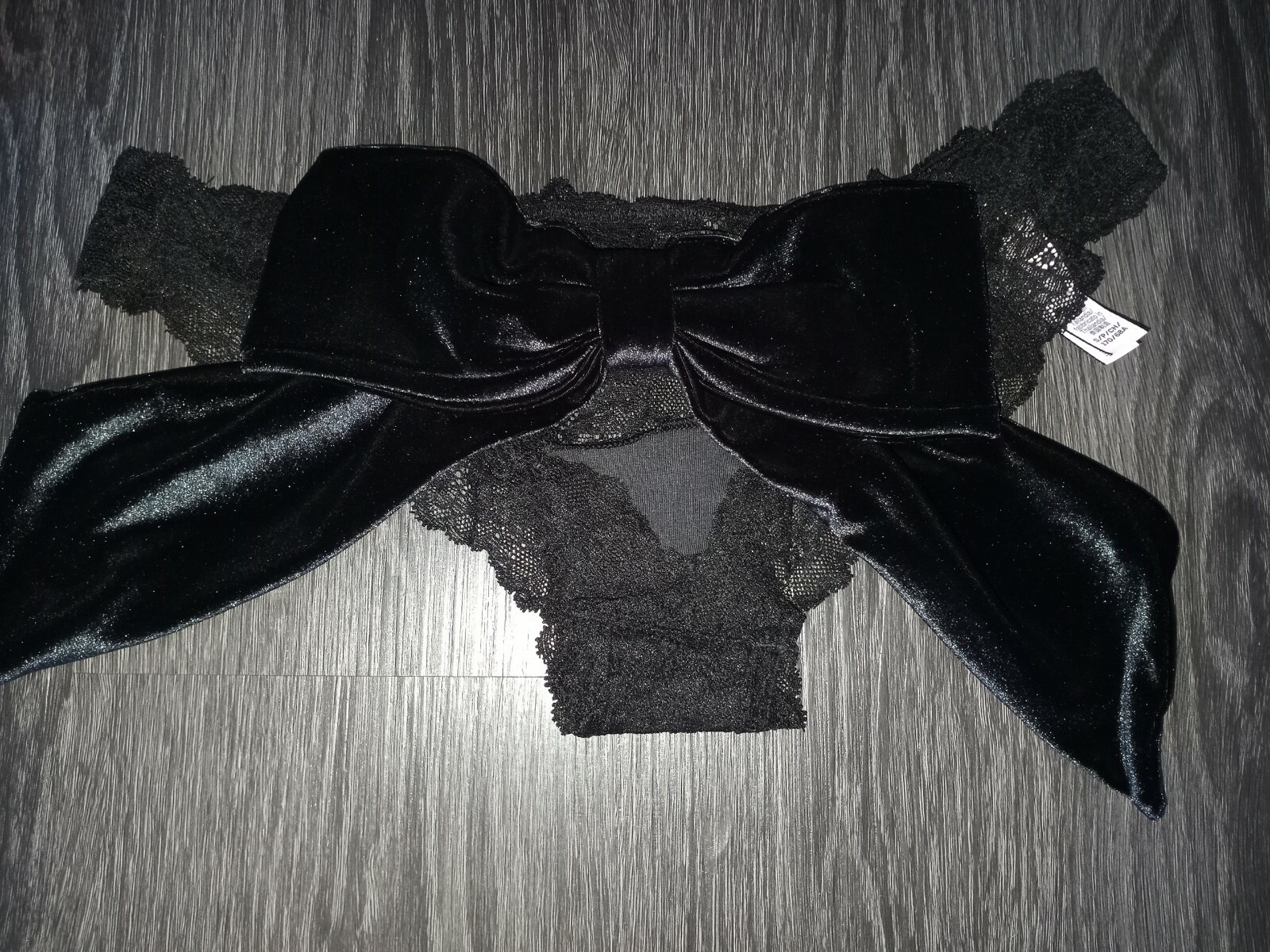 Vs dream angel velvet bow back cheekini Panty BRAND NEW SIZE large black