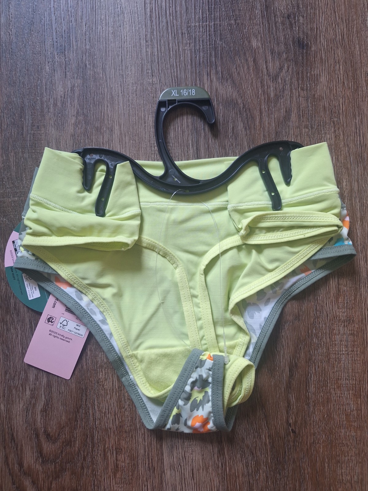 KINDLY YOURS WOMENS COMFY THONG UNDERWEAR SIZE XL 16/18 GREEN- FLOWER- 2 PK- NEW