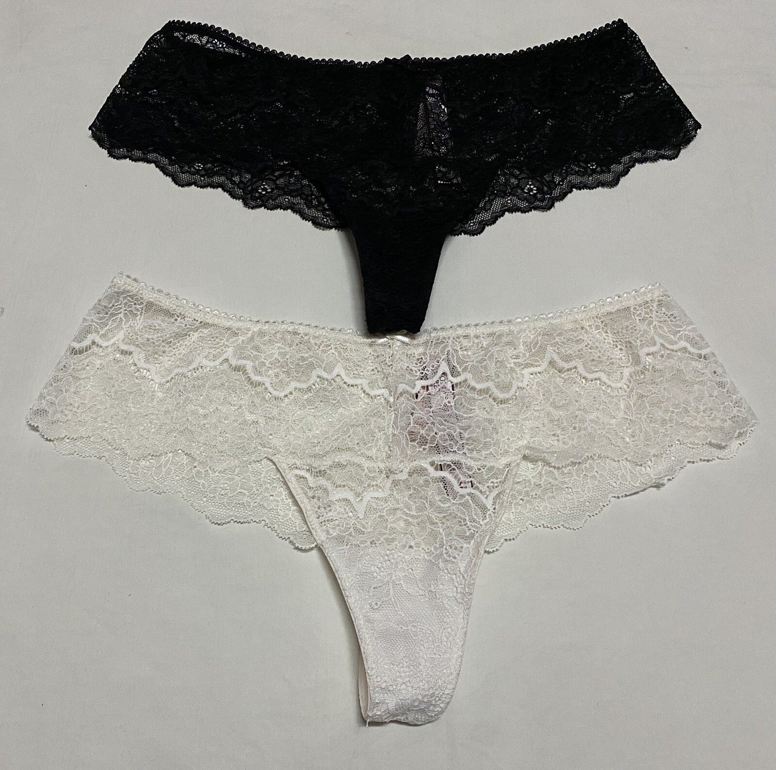 Lot of 2 Victoria’s Secret Wide Side Thong Panty Medium New With Tags