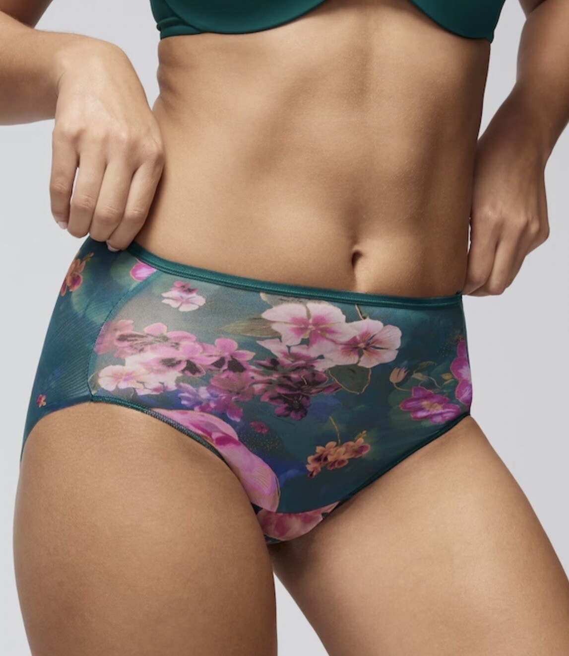 Soma Brief Vanishing Edge Micro Modern Brief Panty in Blooms Forest Green Large