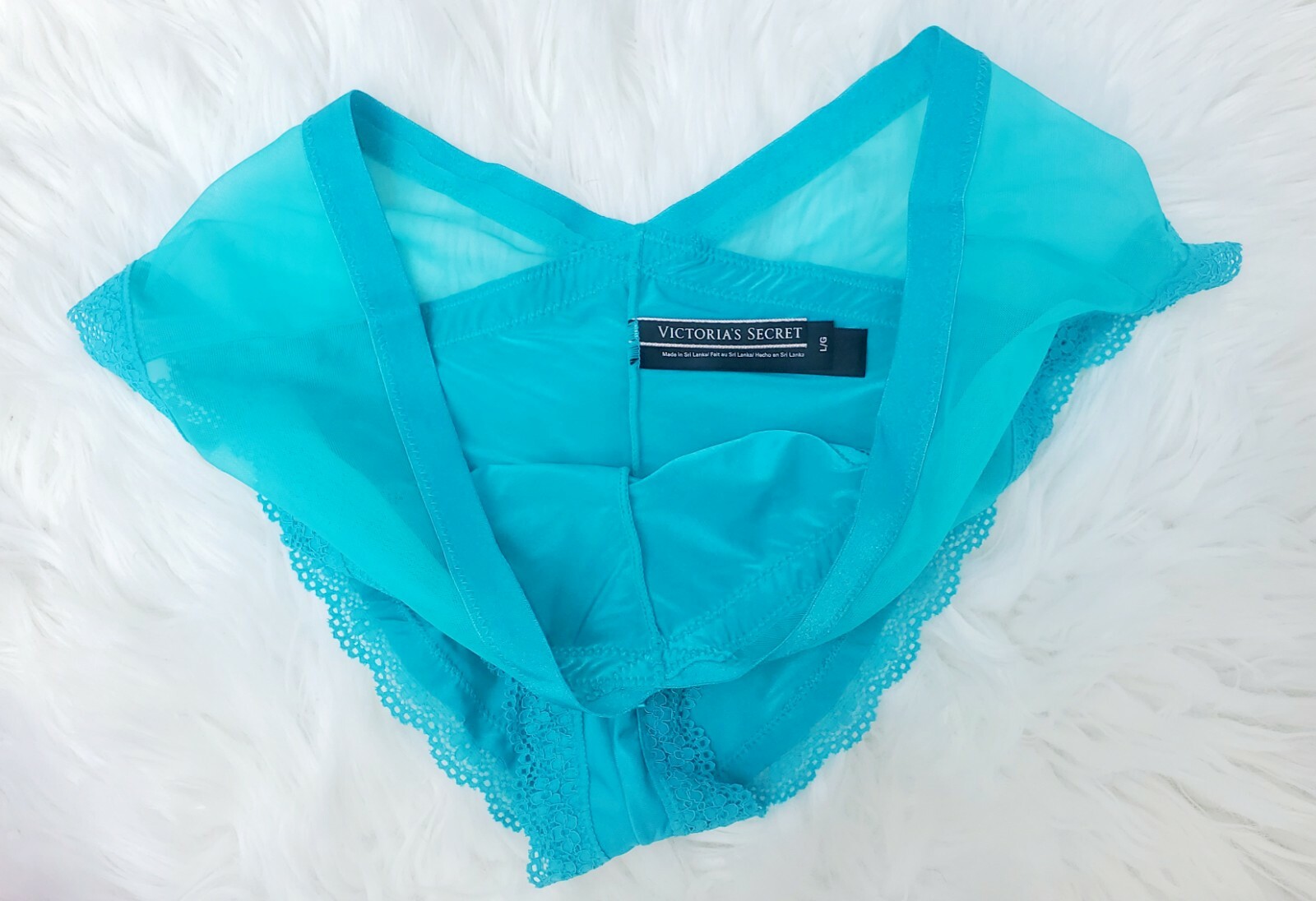 – Victoria’s Secret Neon Blue Soft silky Panty – Large