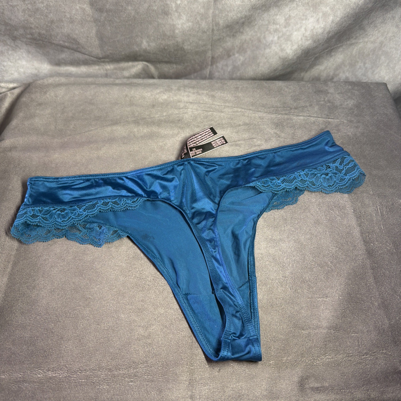 Victoria’s Secret Sapphire Blue Micro Shimmer Lace Inset Thong Panty Size L NWT