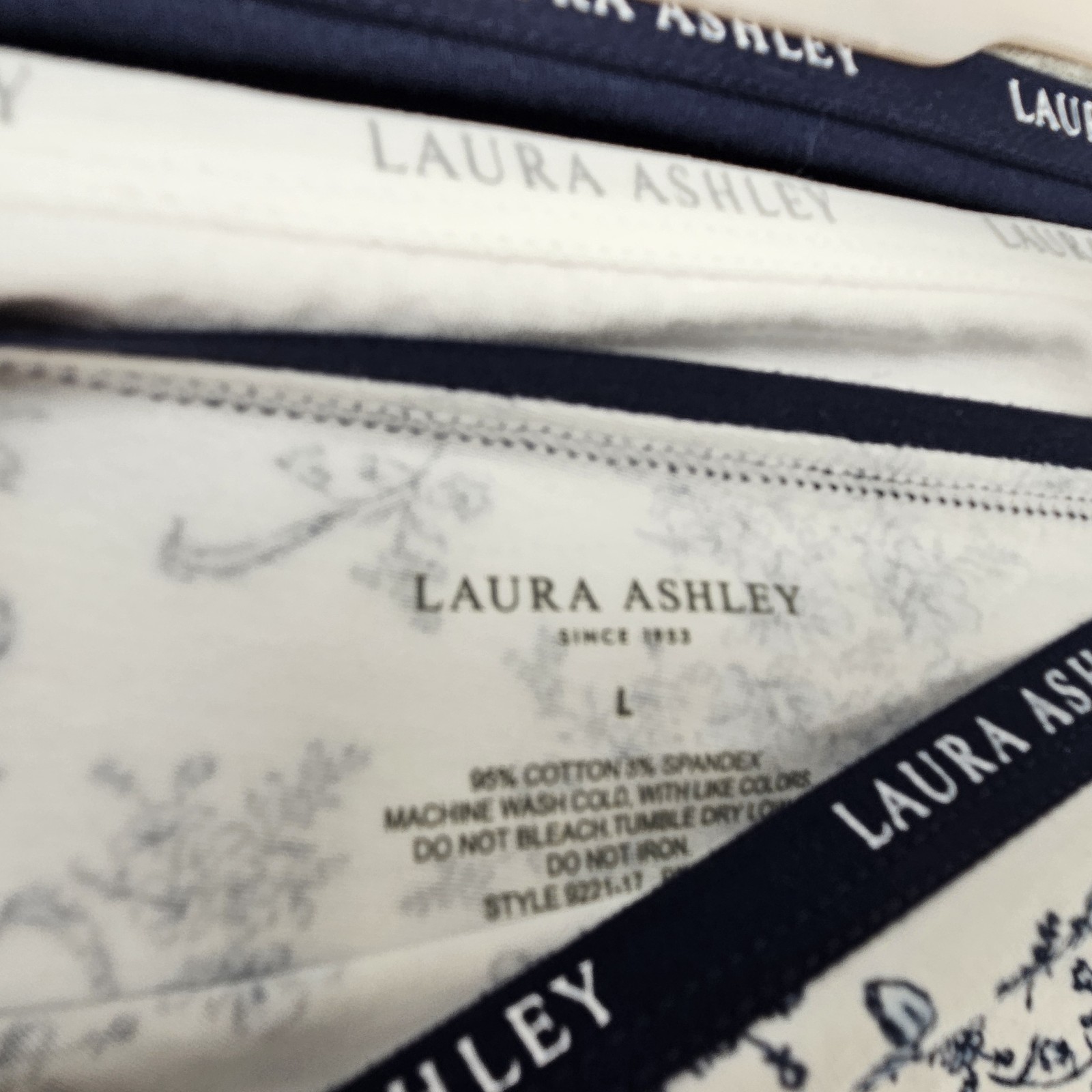LAURA ASHLEY 5 Pack Women’s M L Logo Cotton Panties White Navy Blue Gray