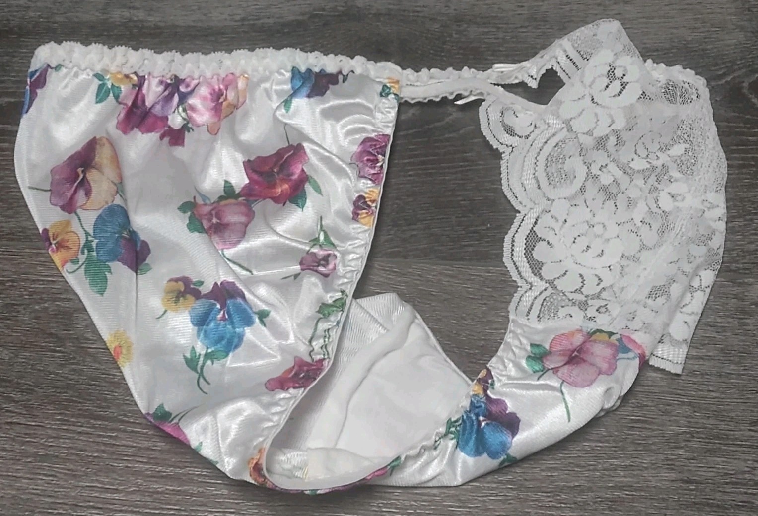 Vtg Maidenform Chantilly Satin Panty Floral Lace String Bikini 27319 Size Large