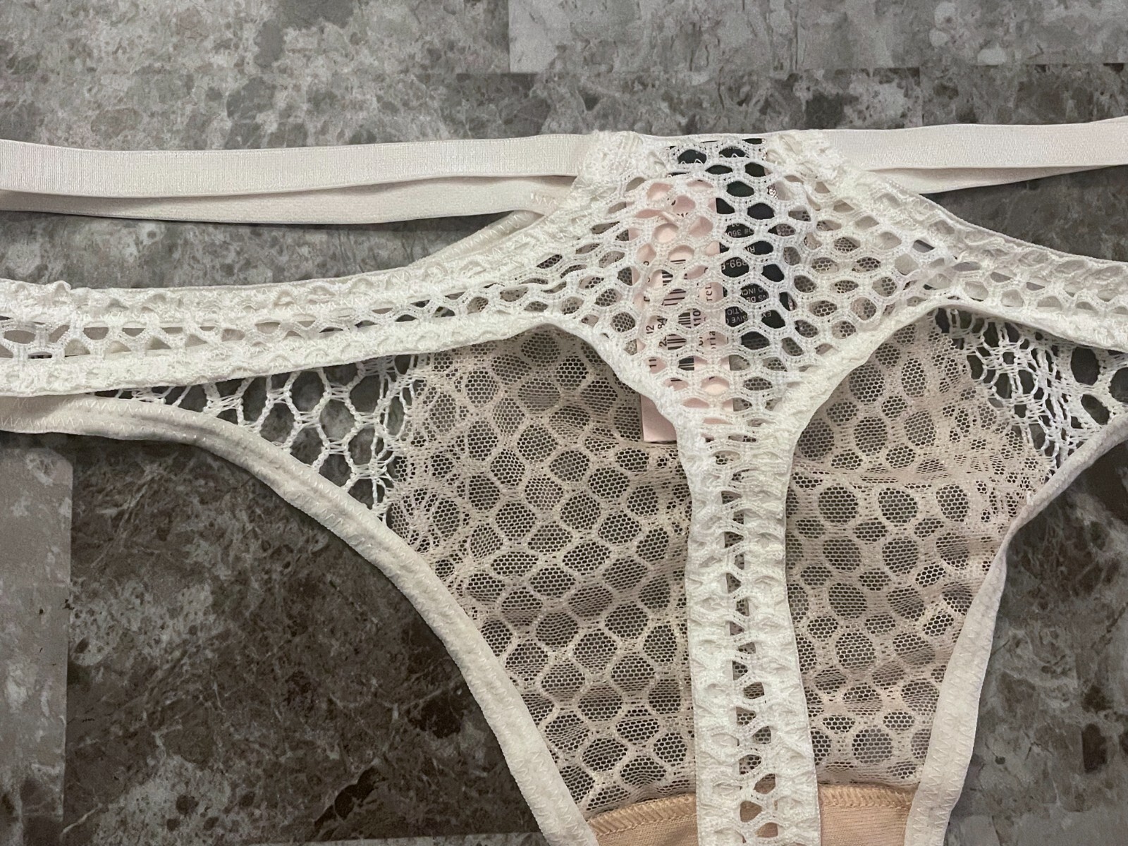 NWT VICTORIA’S SECRET SMALL FISHNET NETTED MESH STRAPPY RARE THONG PANTIES