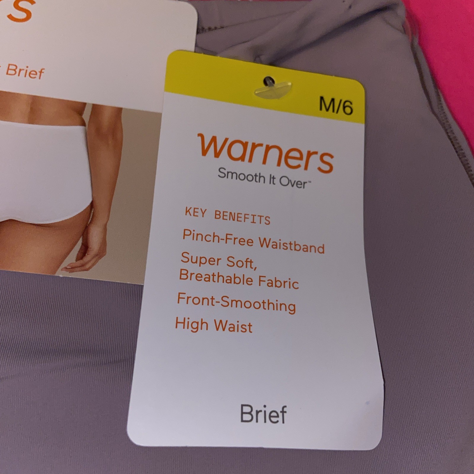 WARNERS VERY PALE PURPLE SMOOTH IT OVER BRIEF PANTIES / MEDIUM / SIZE 6
