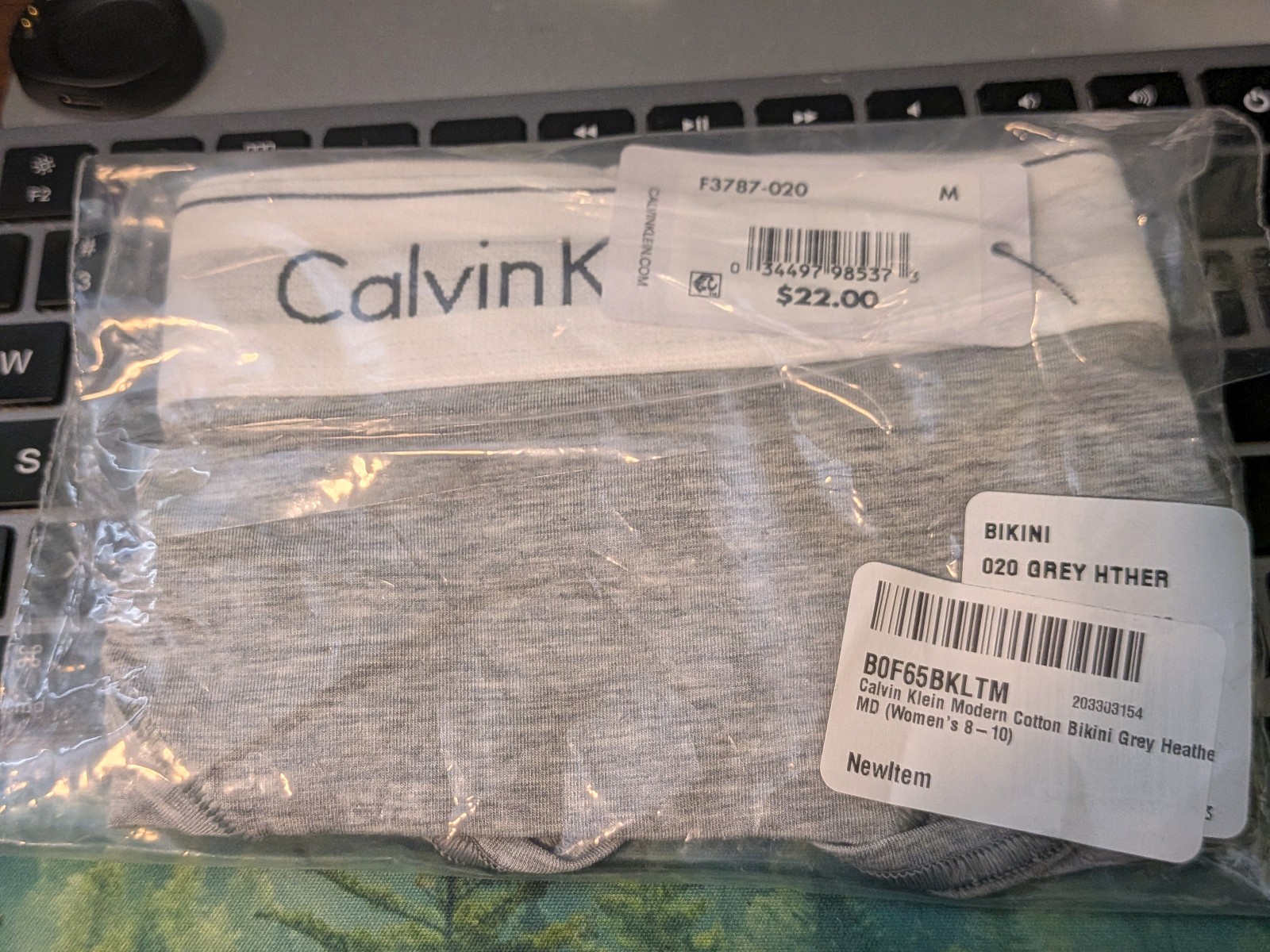 Calvin Klein Women’s Modern Cotton Bikini Underwear F3787 Size 8-10