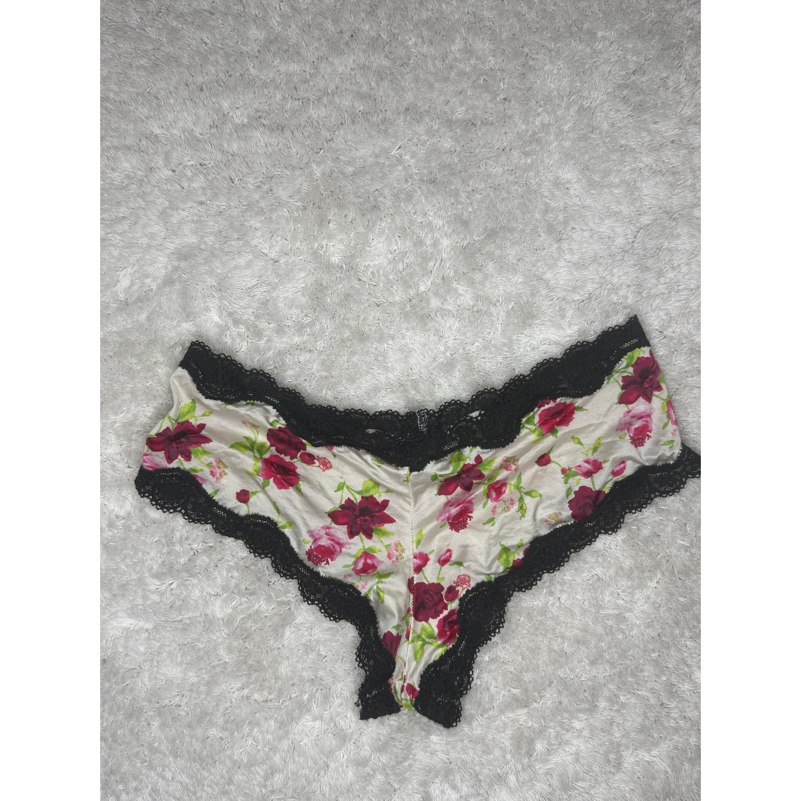 Victoria’s Secret Floral Lace Trim Cheeky Panty Black Lace Rose Print Size S Y2K