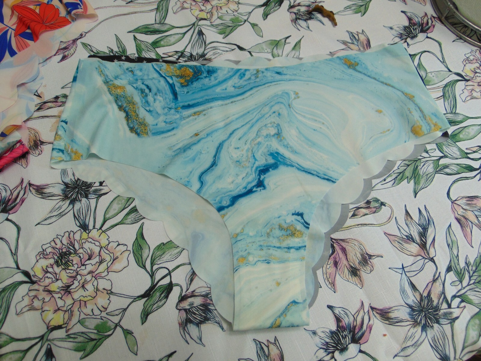 Women’s 12 pcs Seamless Random Print Sexy No Show Panties Size 2X-Large BG 20