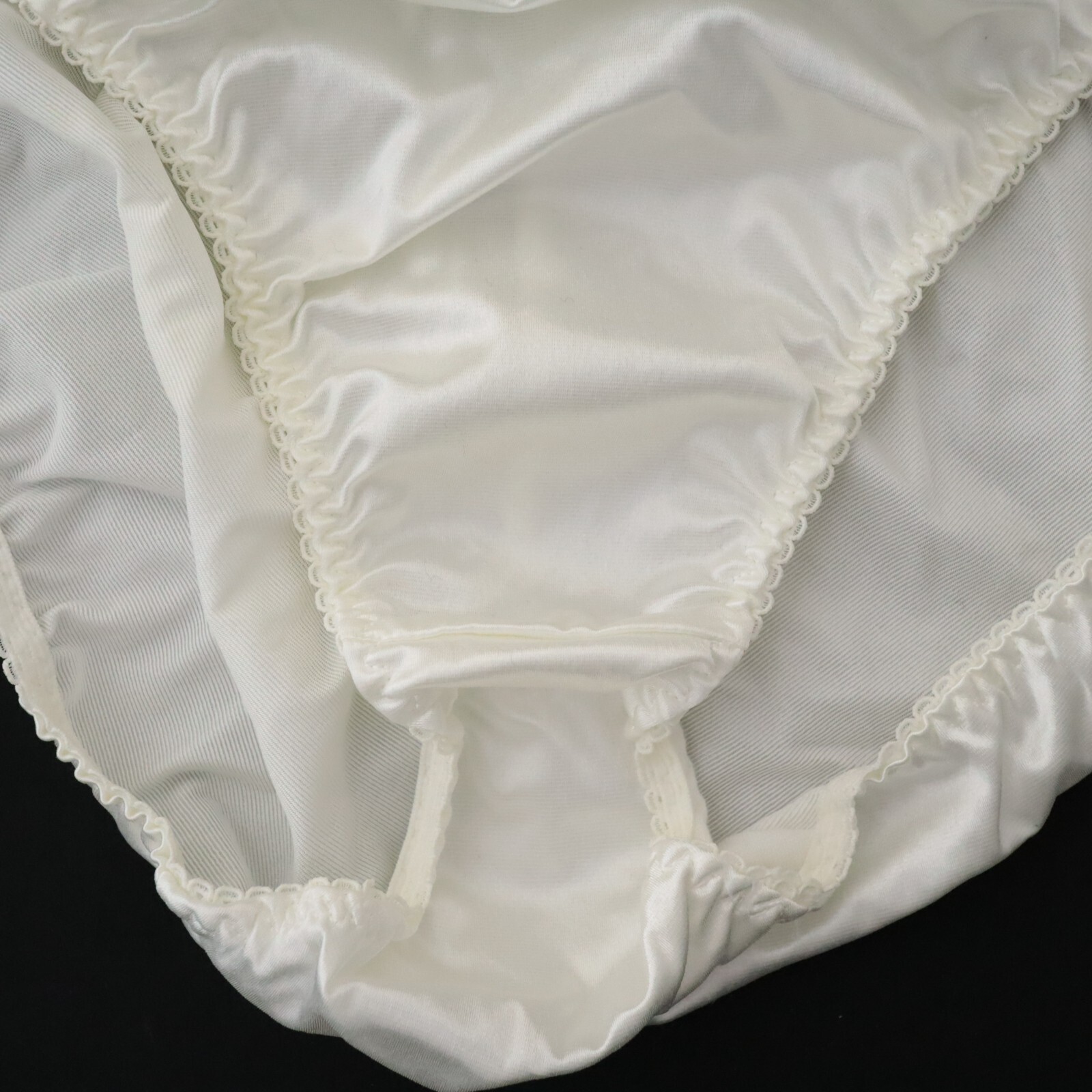 NEW Victoria’s Secret VTG 80s 90s Second Skin Satin Lace Brief Panty LARGE