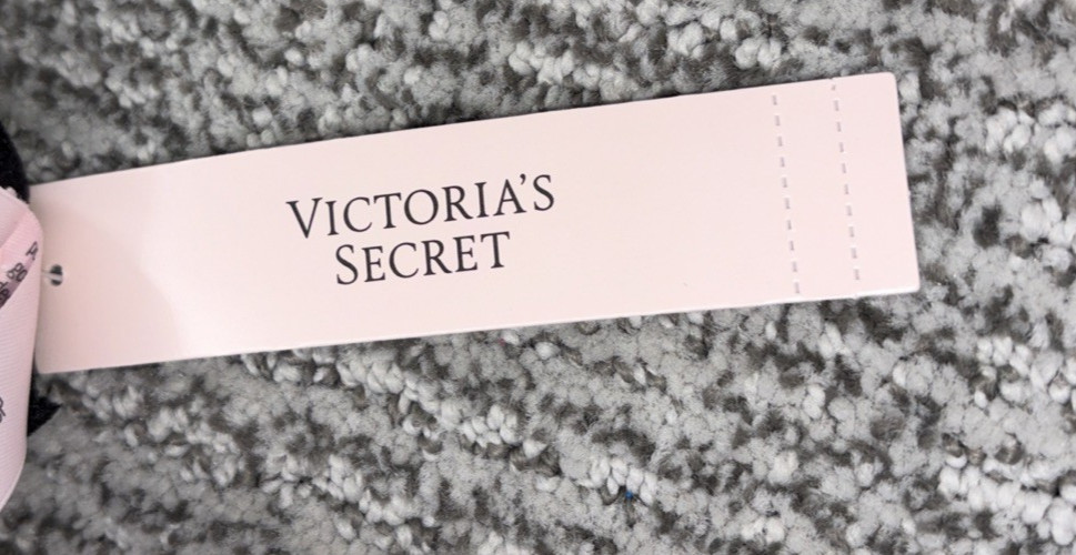 Victorias Secret VerySexy NWT Medium Black Cherry Lace Trim High Leg Thong Panty