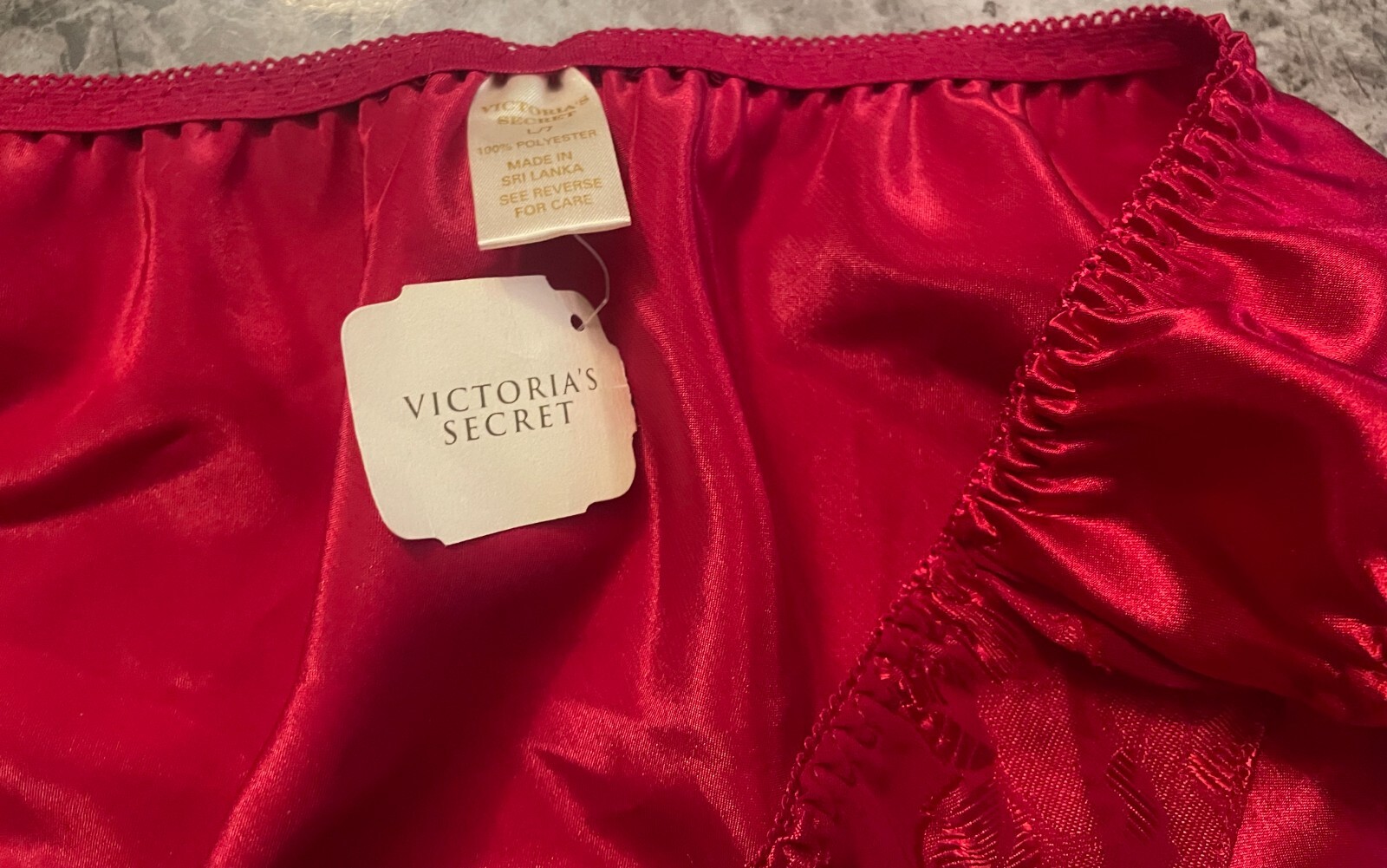 NWT VICTORIA’S SECRET L RED SHEER SMOOTH SATIN BACK VINTAGE RARE HI CUT PANTIES