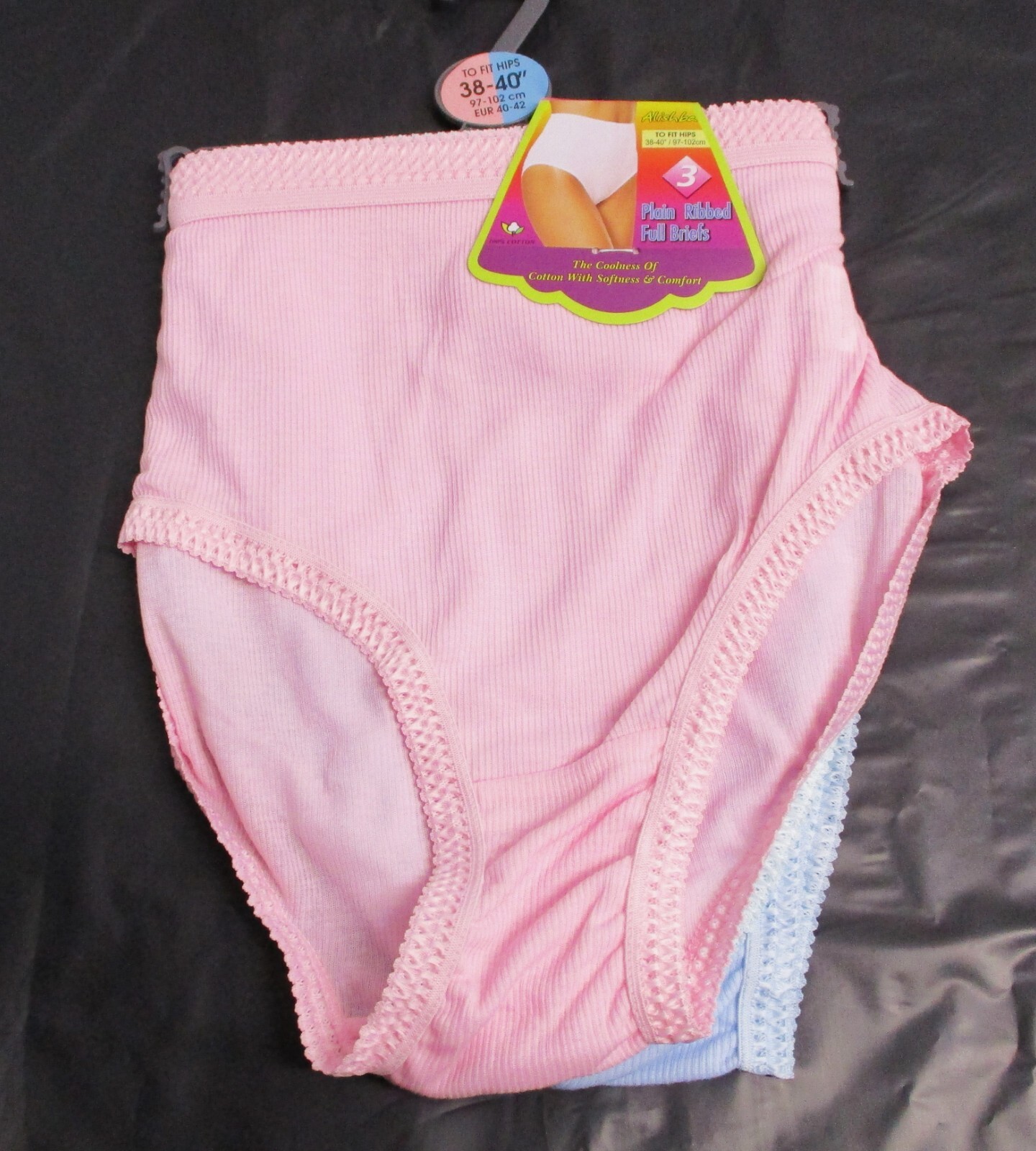 Ladies 3 Pack 100% Ribbed Cotton Full Briefs Sizes :38-40″,42-44″,46-48″,50-52″