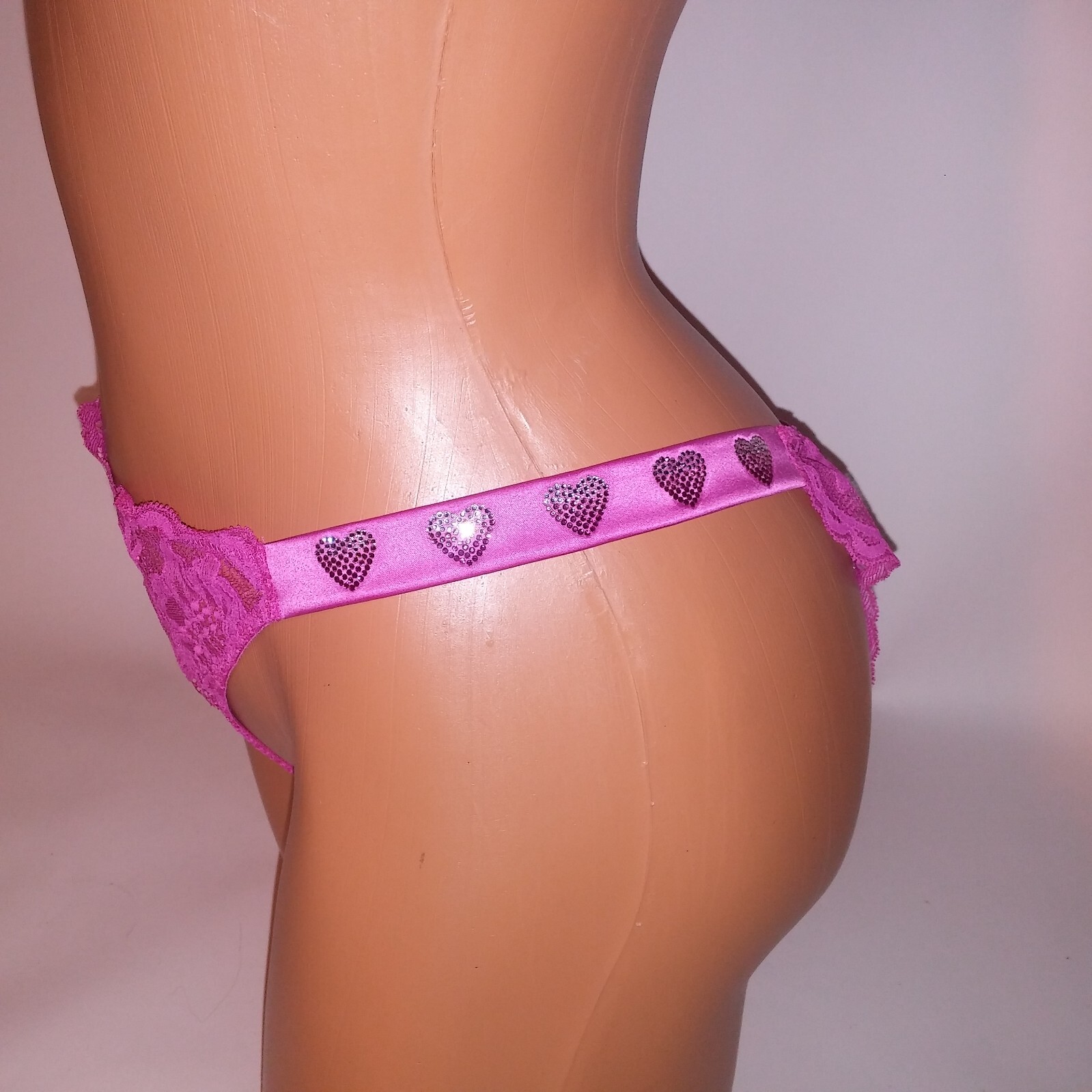 Victoria Secret Panty Medium Brazilian Shine Strap Hearts Solid Pink Lace New