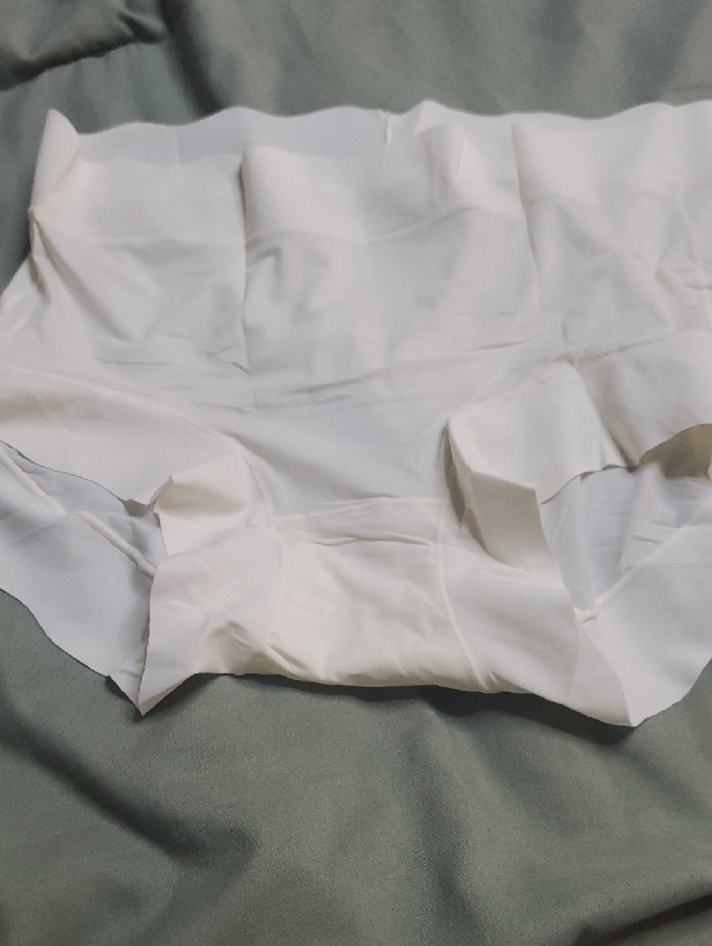 Beautiful Butter Soft Quality Panties With Darlibg Ruffle Legs And Waist Band