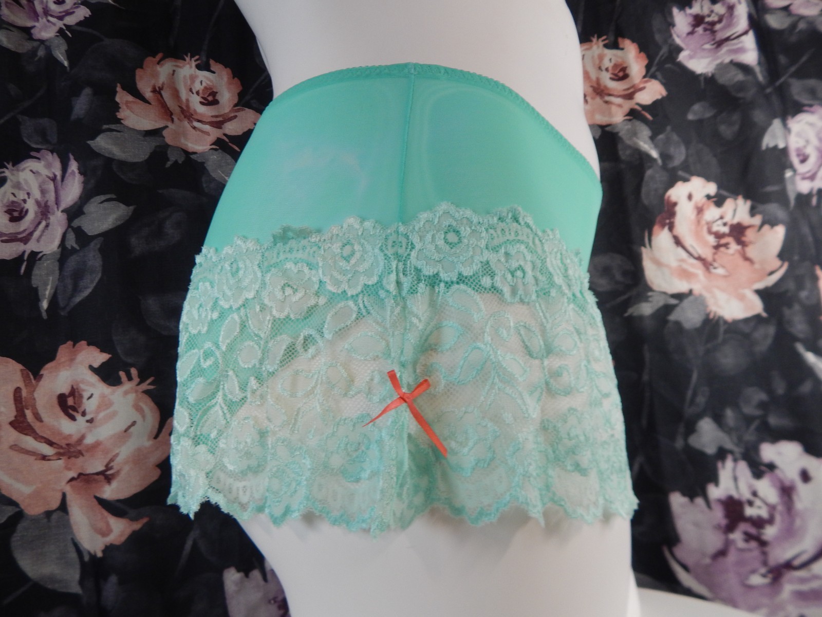 CABERNET GREEN NYLON/SPANDEX FLIRT SKIRT LACE PANTY–Style 4264–Size 2X