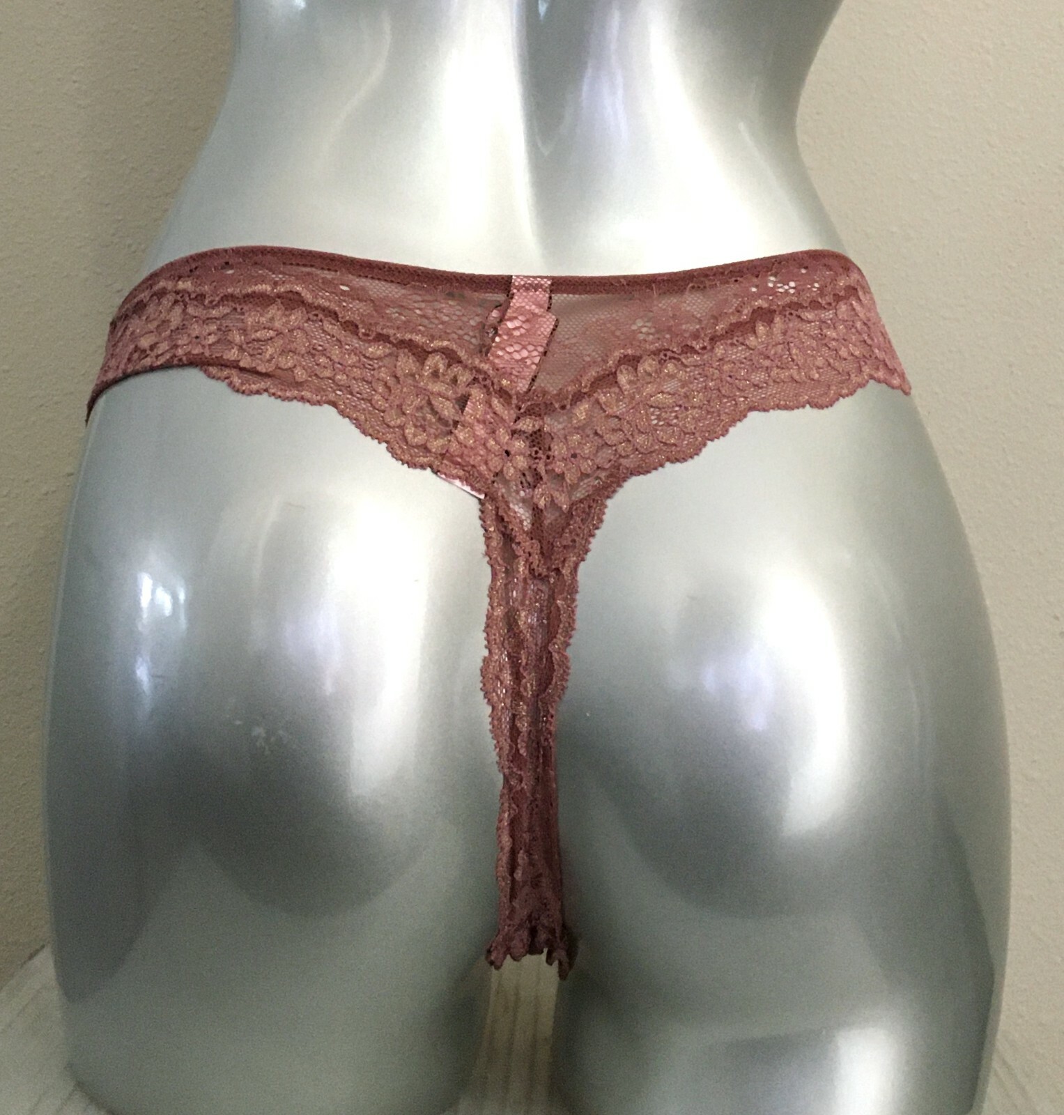 Victorias Secret Dream Angels Corded Lace Thong Panty Vintage Rose S Nwt