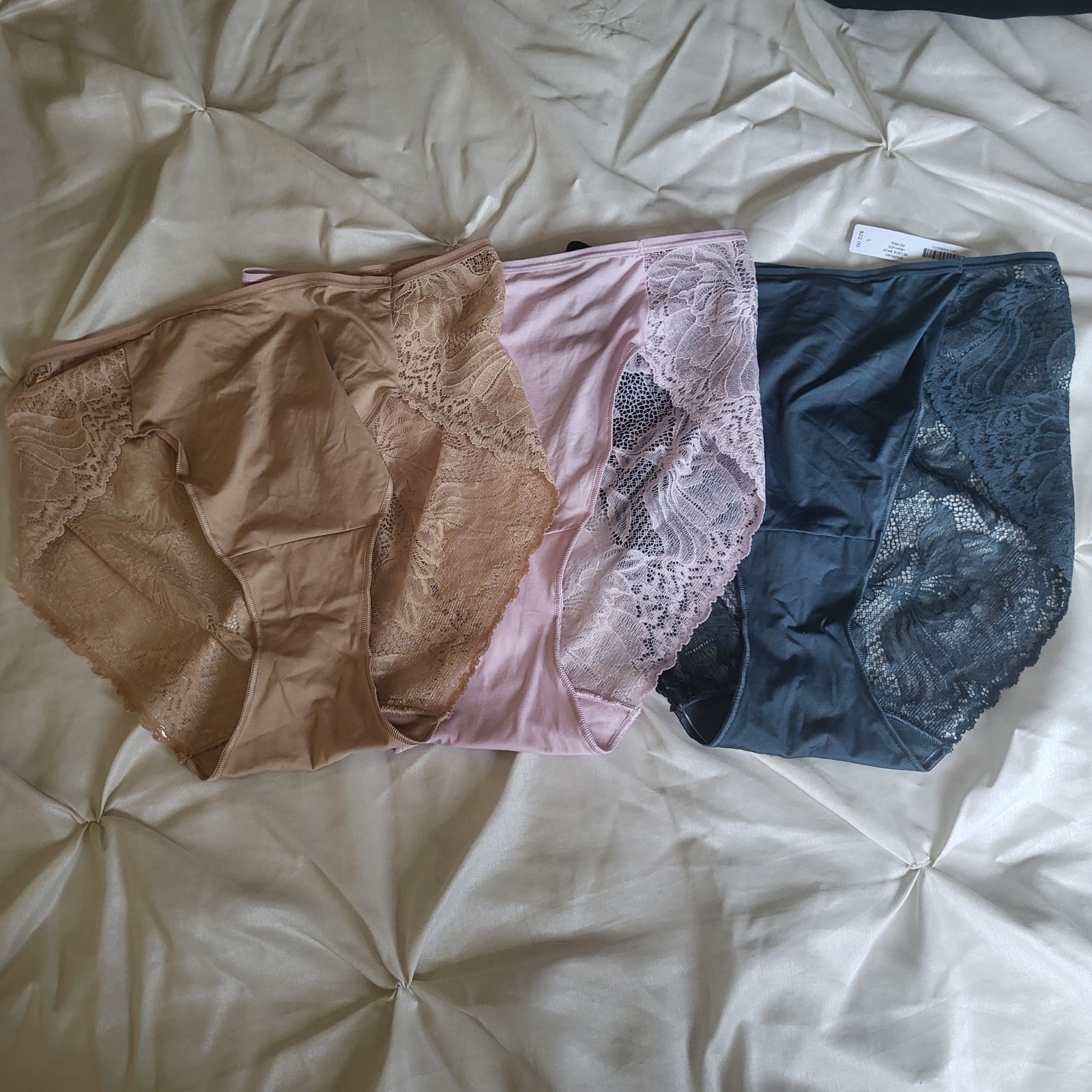 3 Soma Vanishing Edge Hi Leg Back Lace Panties Large New