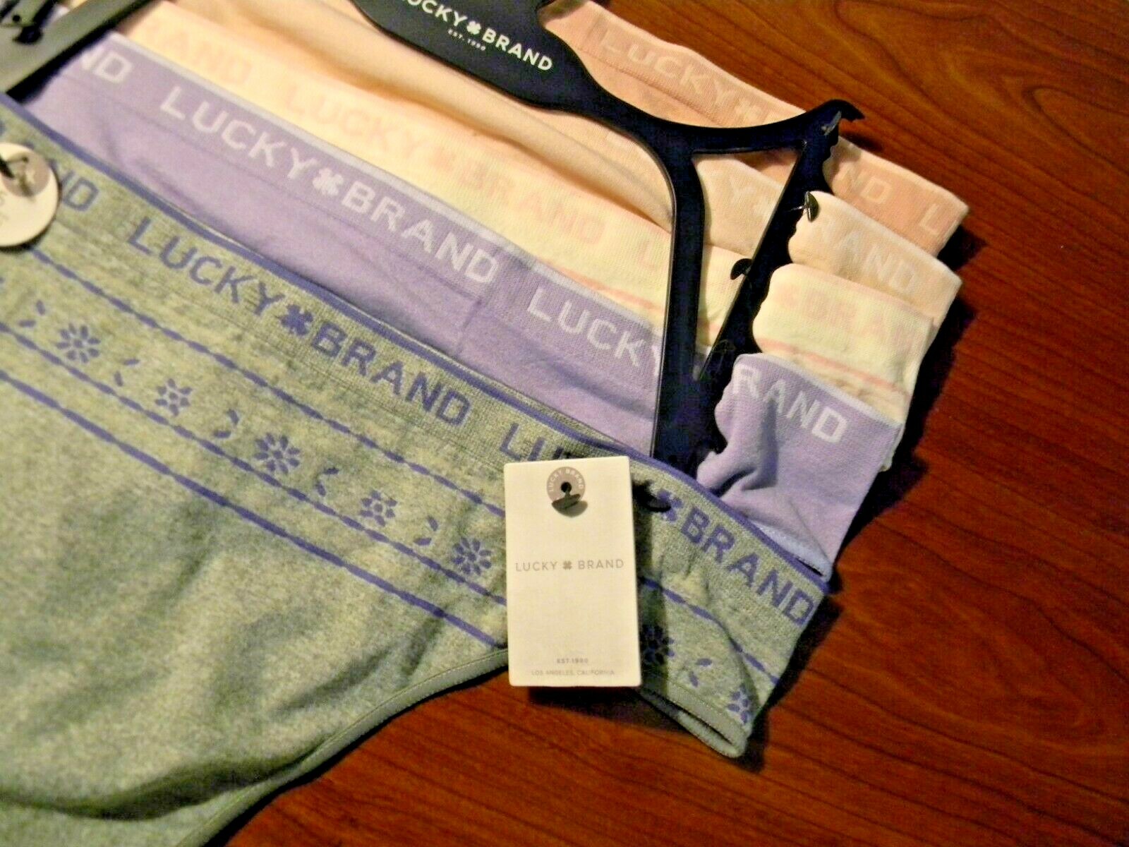 Lucky Brand, 5 Pack Seamless Thongs ( 2X) Grey & Pink Floral , Lilac, Pink, Rose