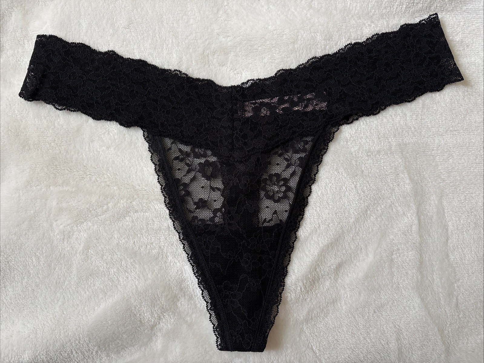 Victoria’s Secret Panties Thong Panty Black The Lacie Floral Posey Lace XL NEW