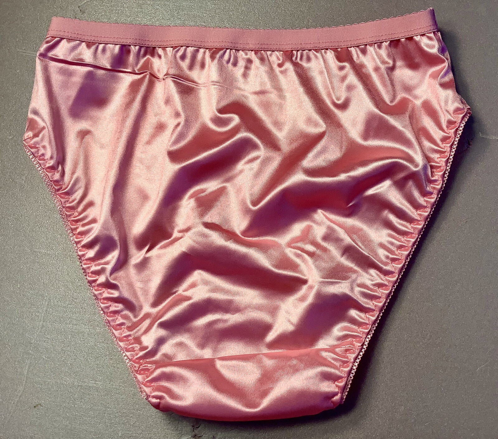 Women Panties Bikinis ANN DIANE Size M. Pink Shiny Satin Soft W/decoration
